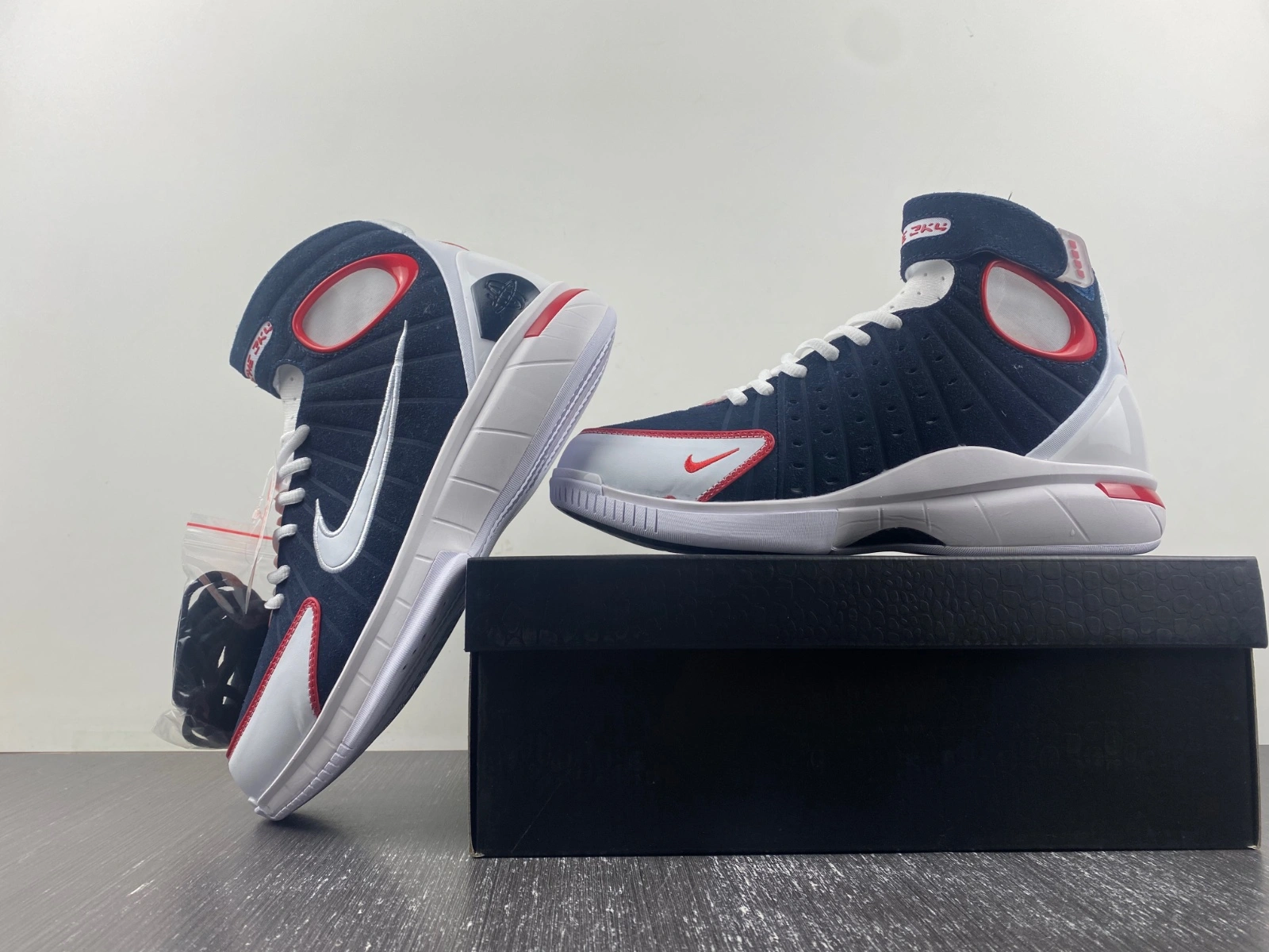 Compact Air Zoom Huarache 2K4 Navy White Red 308475- 1057