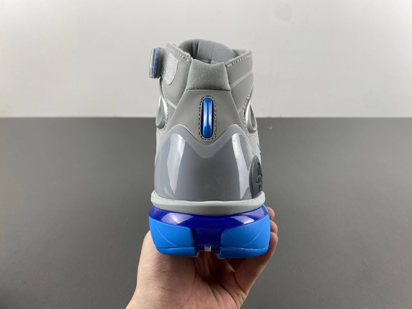 Air Zoom Huarache 2K4 Wolf Grey Uni Blue 308475- Efficient 1011
