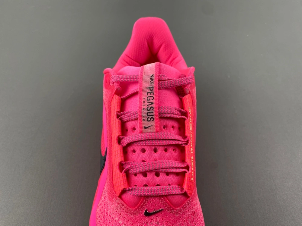 Air Zoom Pegasus  Hyper Pink HQ2592- Durable 832
