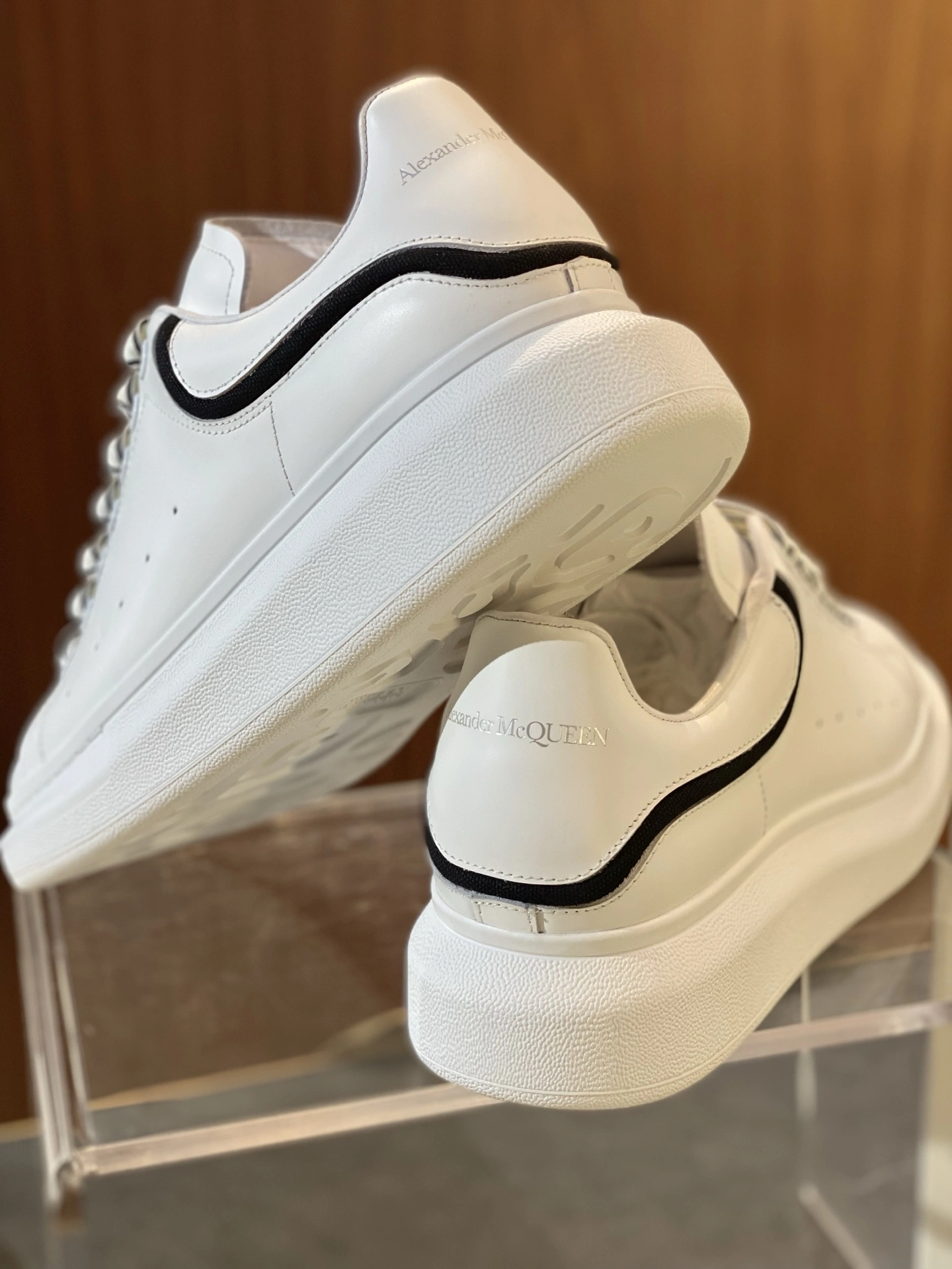 Sporty A*lexander M*cQueen Top Sneaker Low RR 20250416- 2810