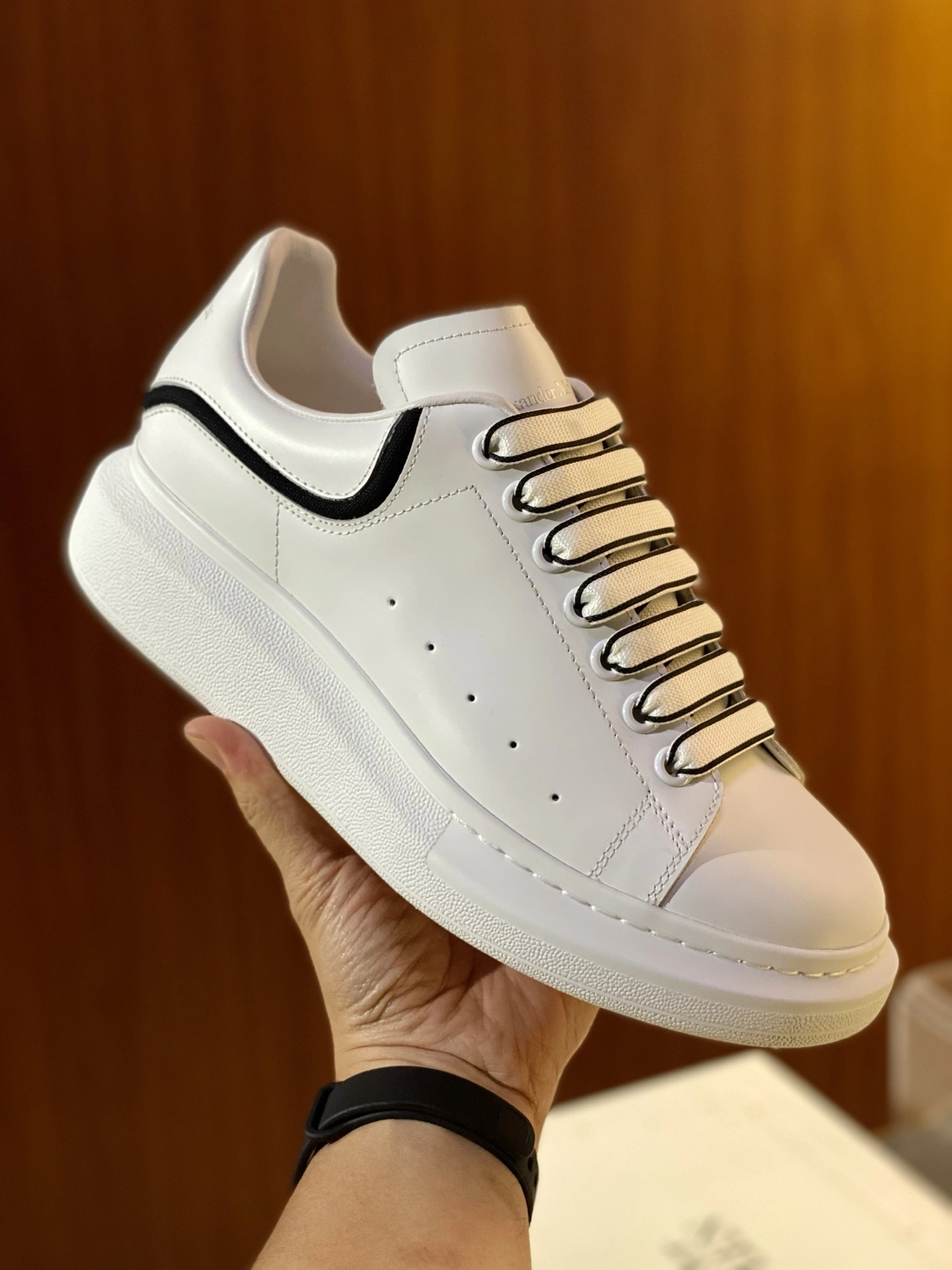 Sporty A*lexander M*cQueen Top Sneaker Low RR 20250416- 2810