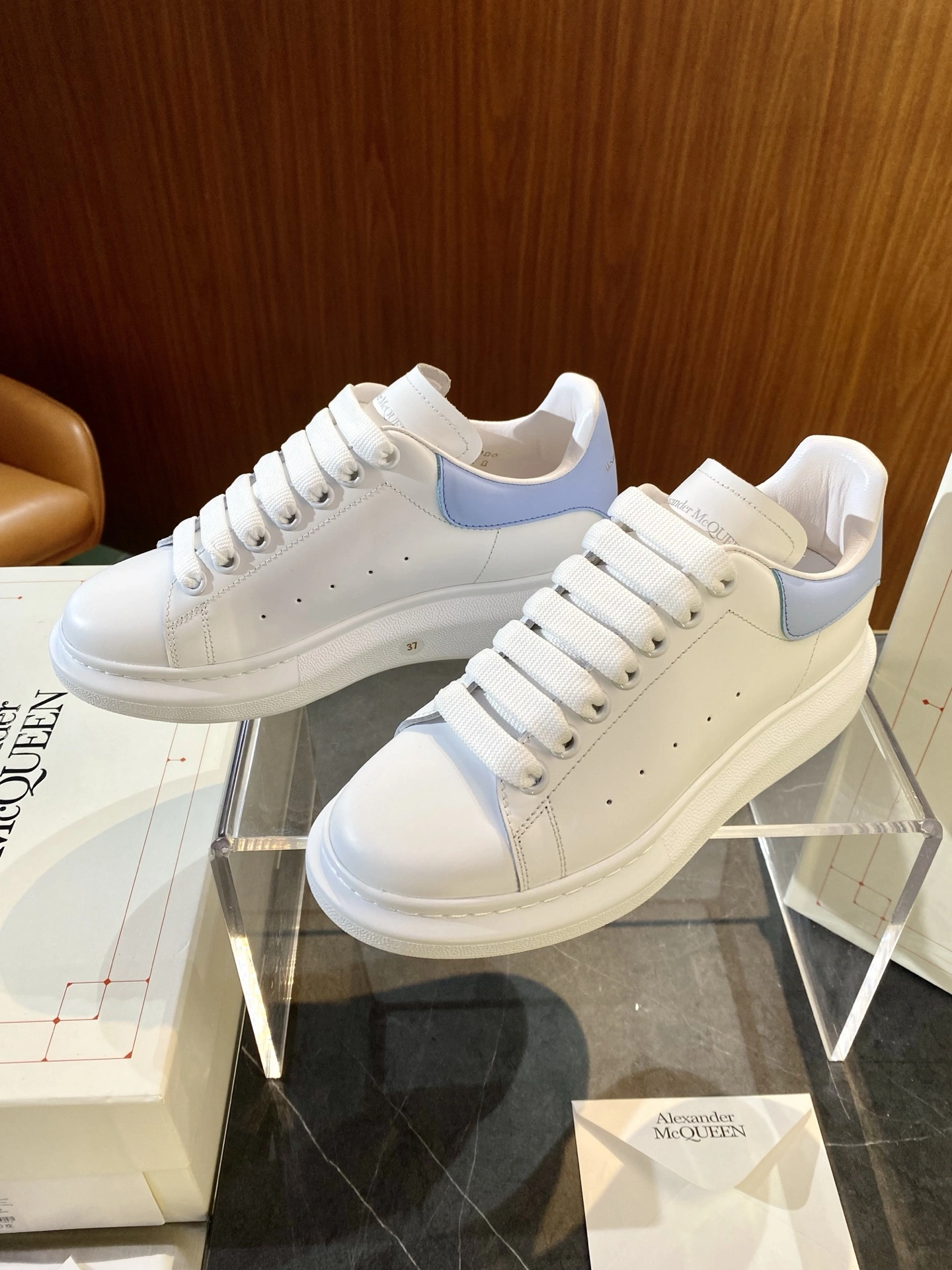 A*lexander M*cQueen Top Sneaker Low RR 20250416- SmoothTexture 2811
