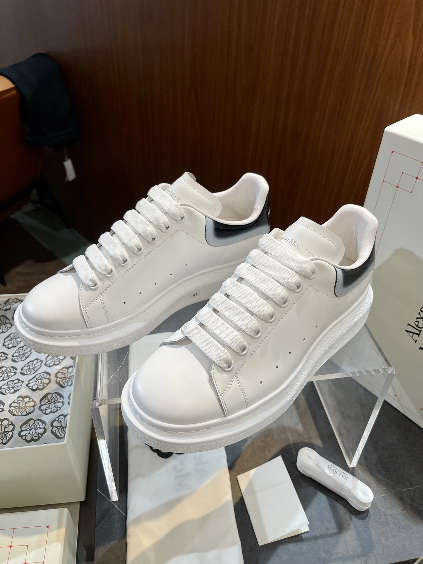 Seasonal A*lexander M*cqueen Top Sneaker Low RR 20240812- 2816