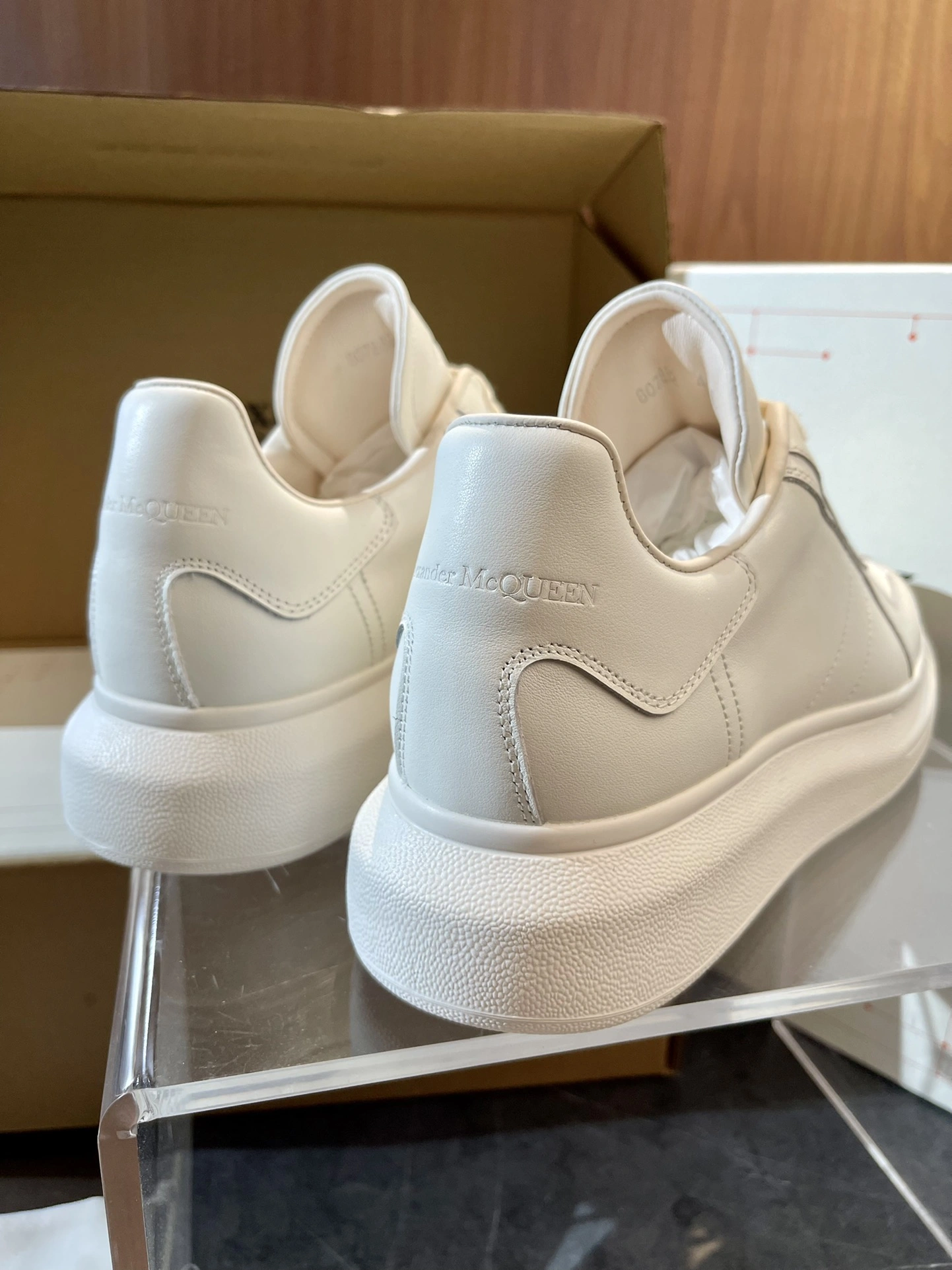 A*lexander M*cqueen Top Sneaker Low RR 20240815- Tailored 2818