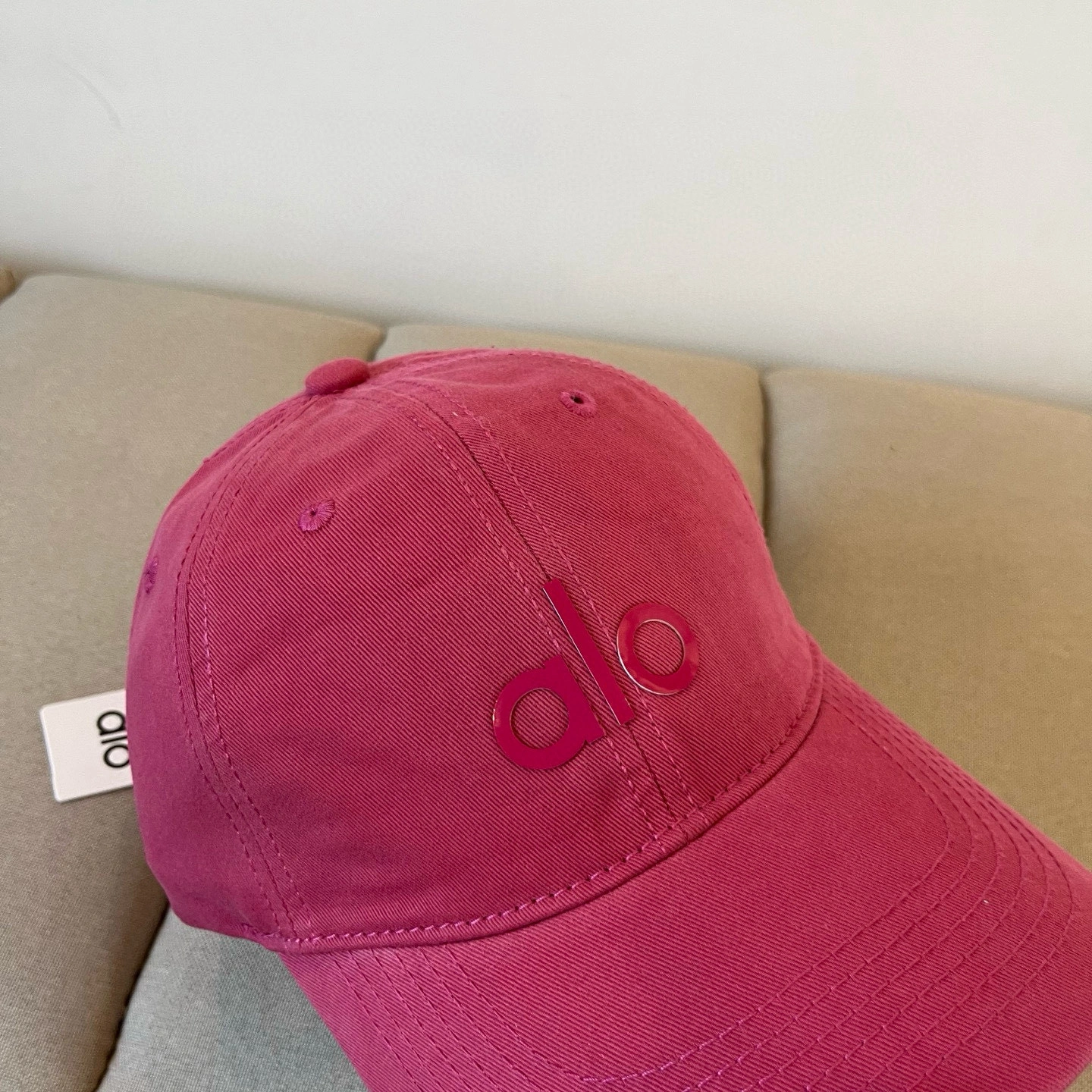 Attractive A*lo Hats Top XX20250410- 17420