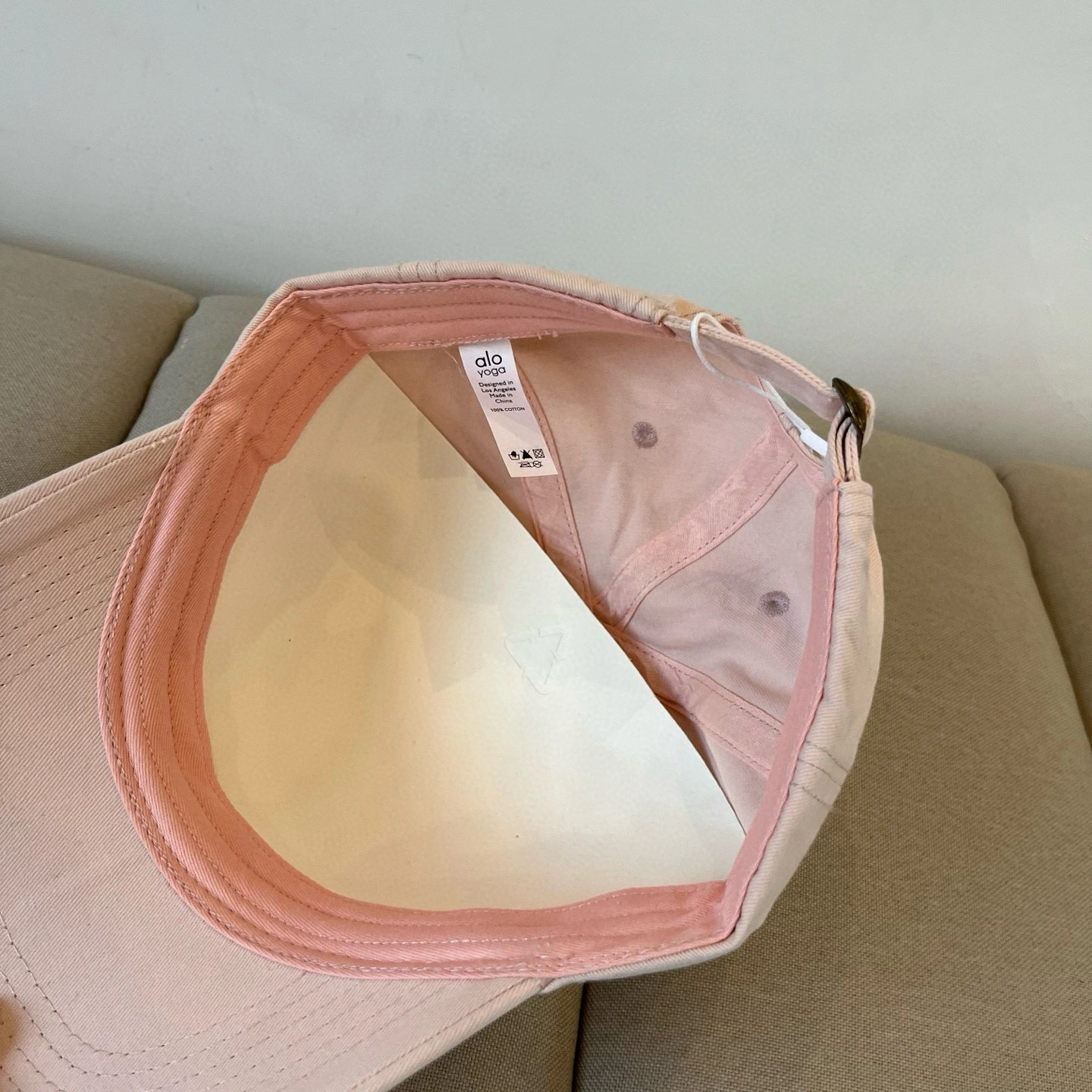 Attractive A*lo Hats Top XX20250410- 17420