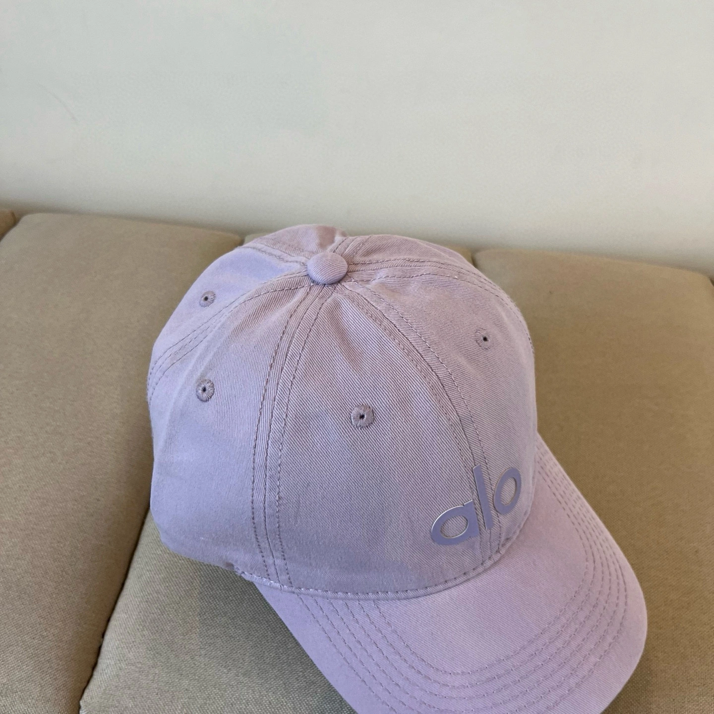 Attractive A*lo Hats Top XX20250410- 17420