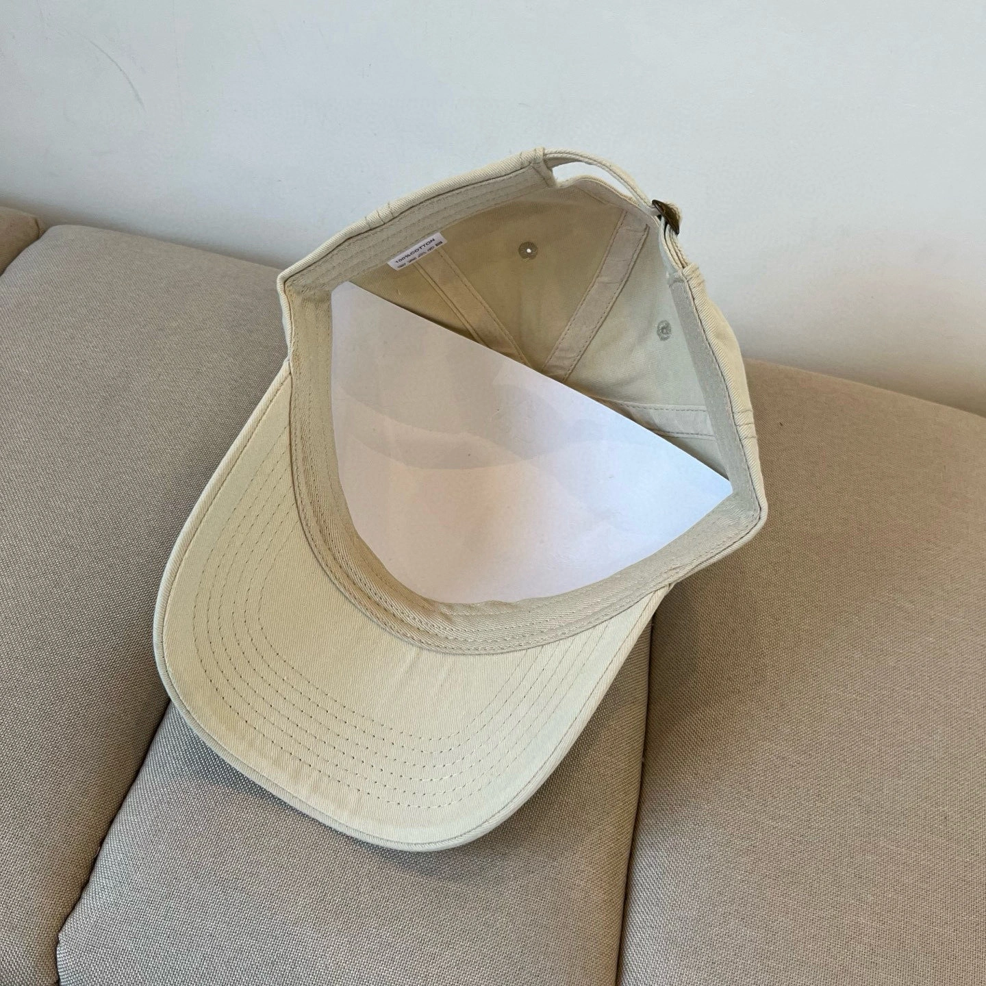 Attractive A*lo Hats Top XX20250410- 17420