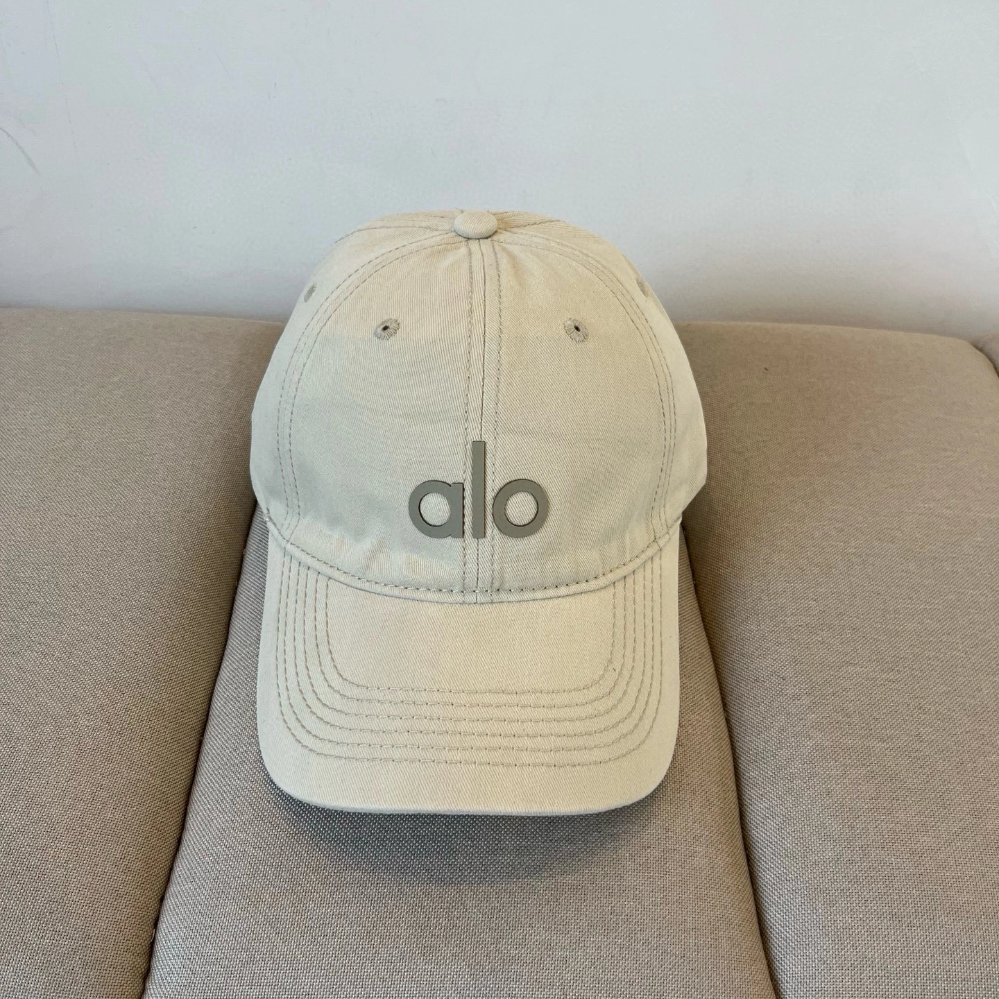 Attractive A*lo Hats Top XX20250410- 17420