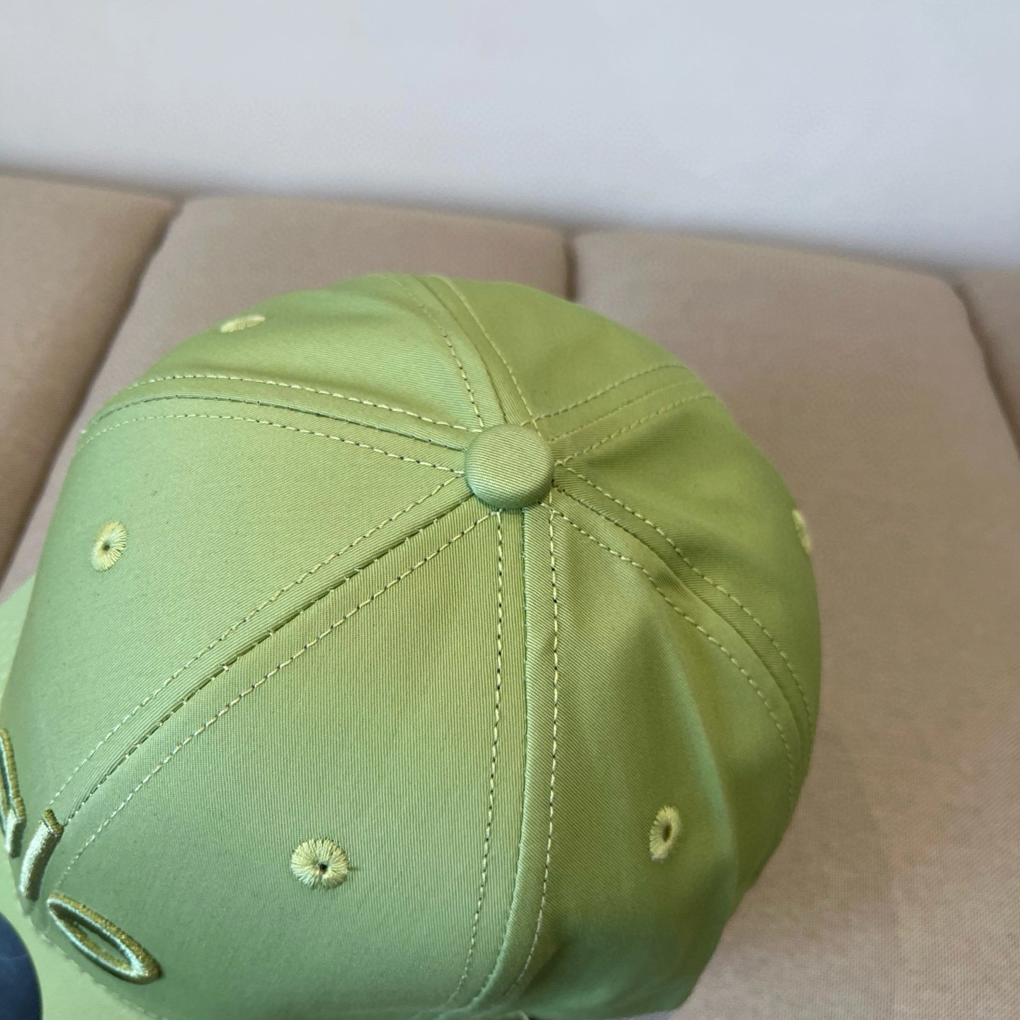 SoftTouch A*lo Hats Top XX20250410- 17419