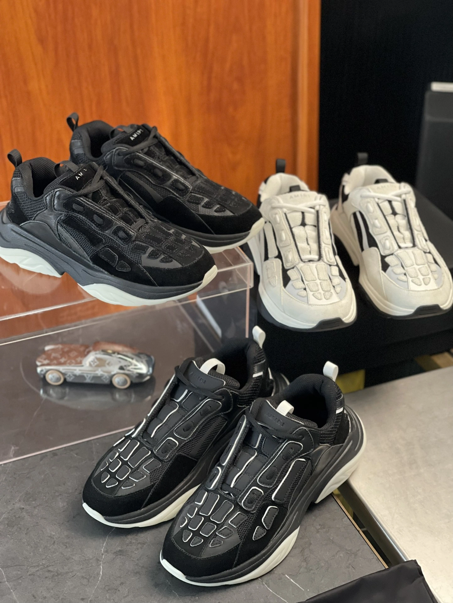 TopPick A*miri Bone Runner Top Quality Sneakers RR230429- 7041