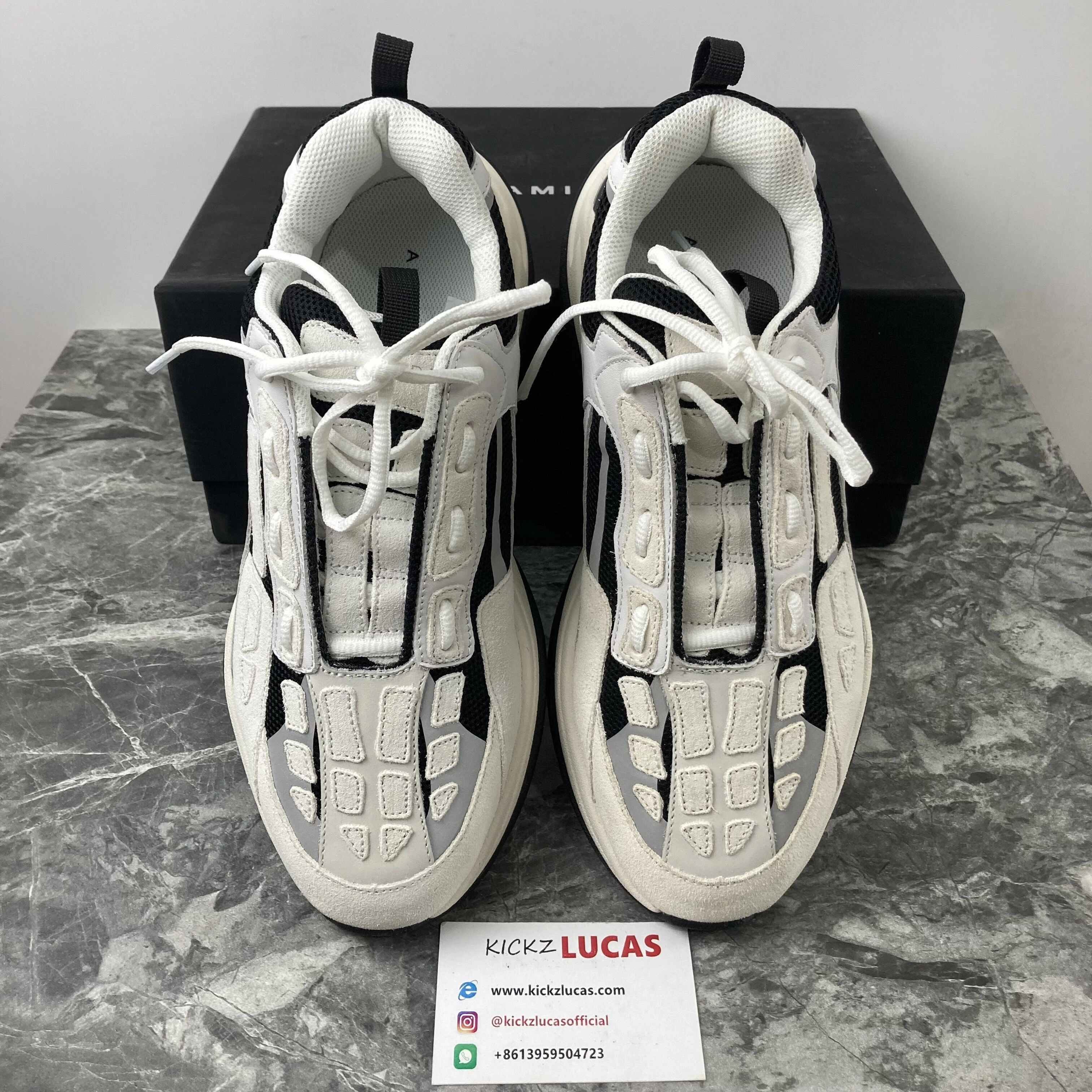 ZipUp A*miri Bone Runner White Black MFS001- 7048