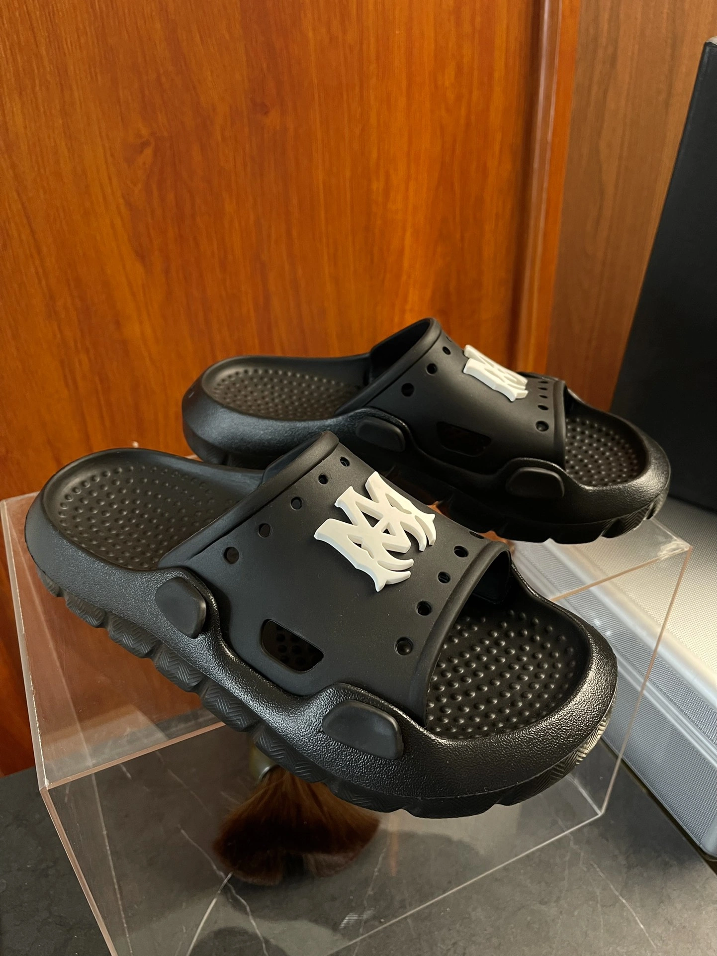 ZipUp A*miri Top Quality Slippers RR20230606 - 7020