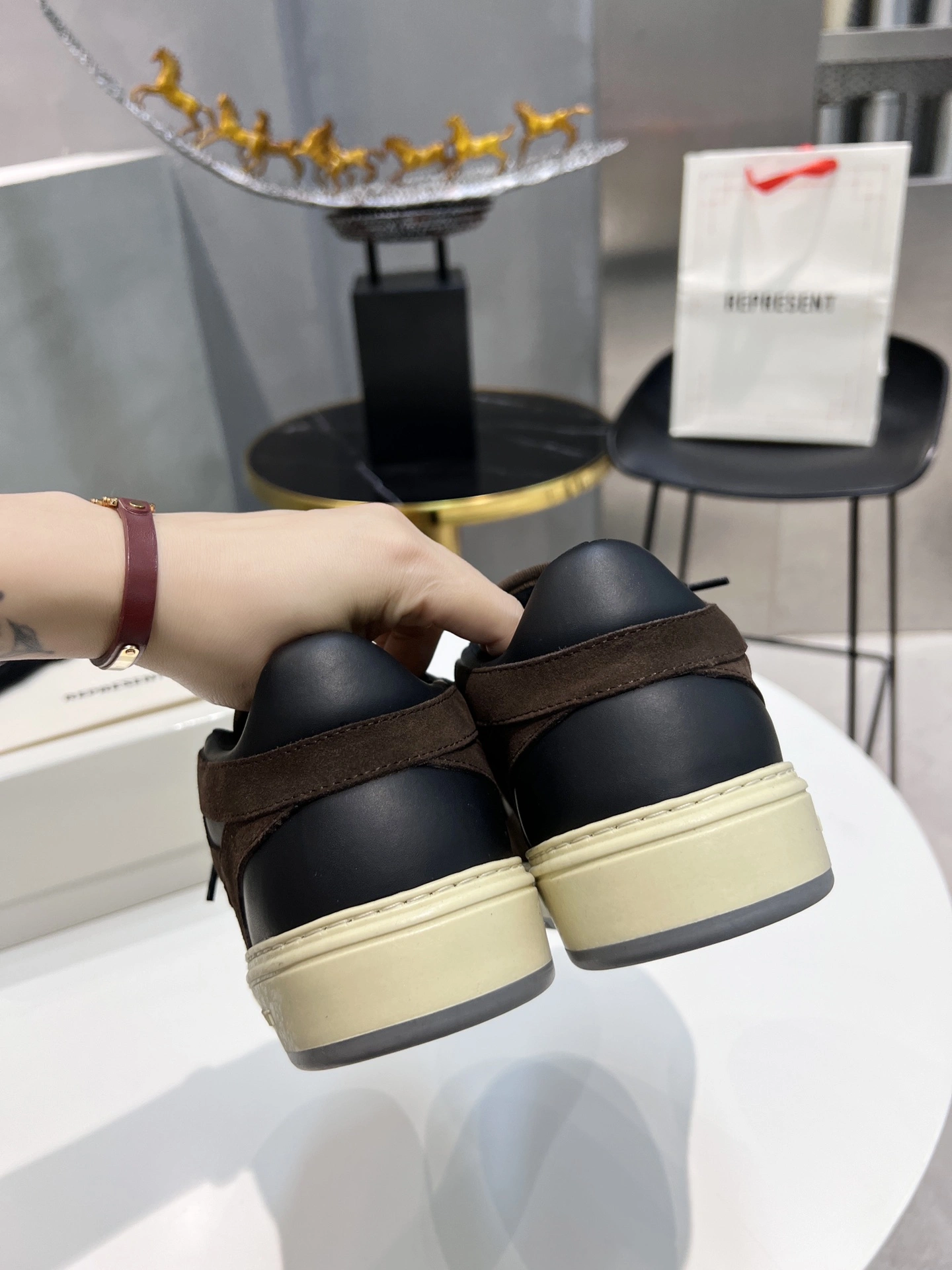 FreshLook A*miri Top Quality Sneakers CL 20230820- 6999