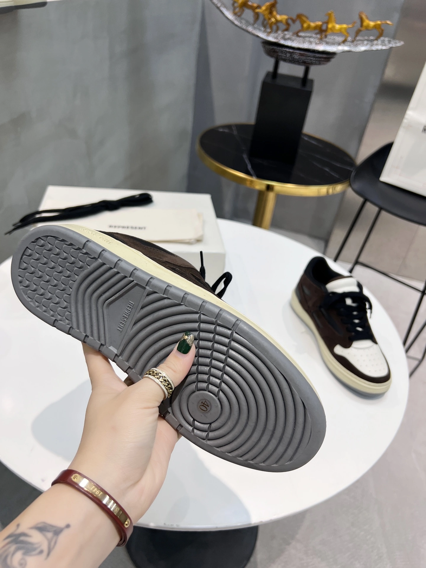FreshLook A*miri Top Quality Sneakers CL 20230820- 6999