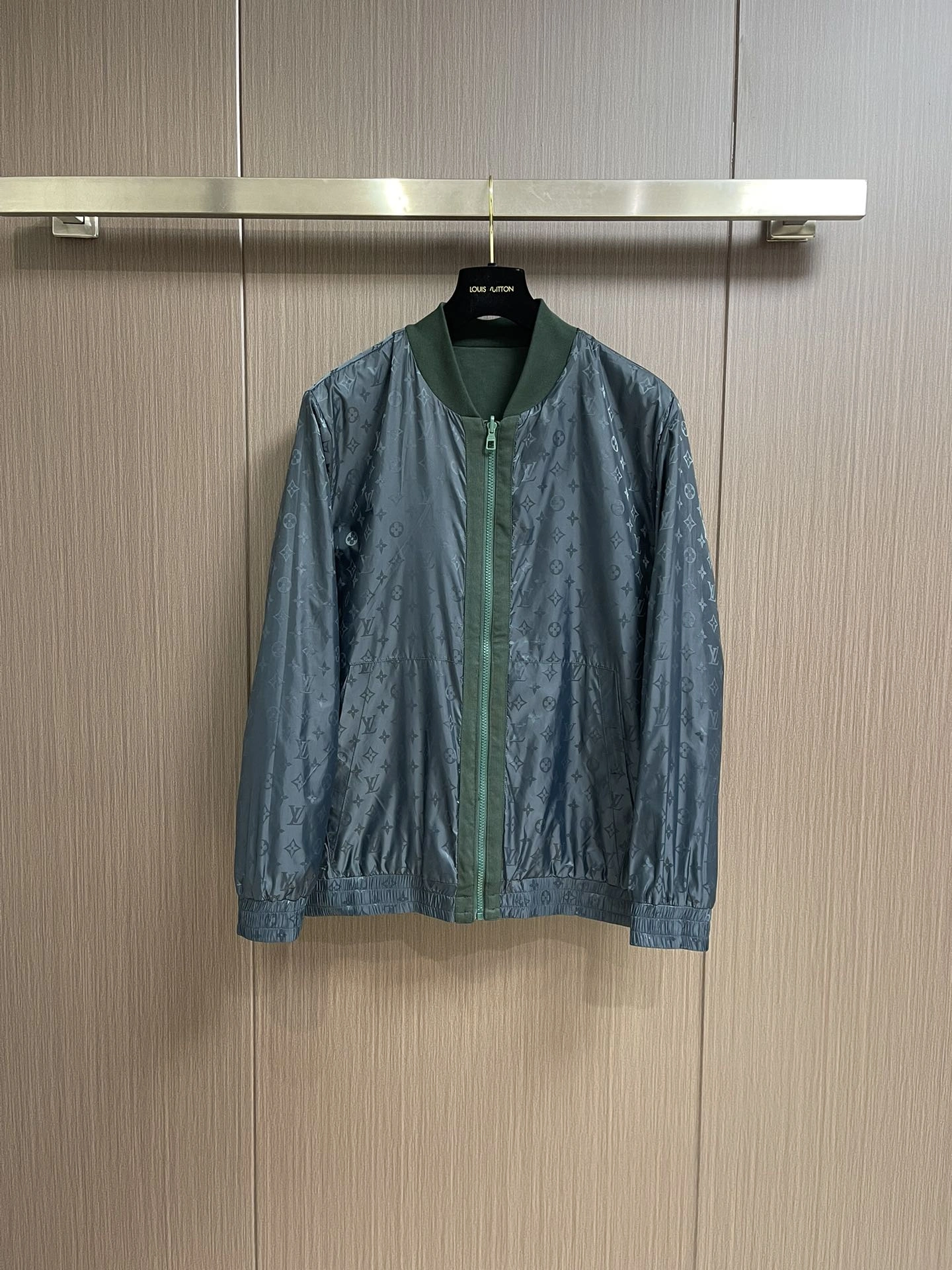 HighQuality B*URBERRY Coat Top Quality D17 20240320- 13996