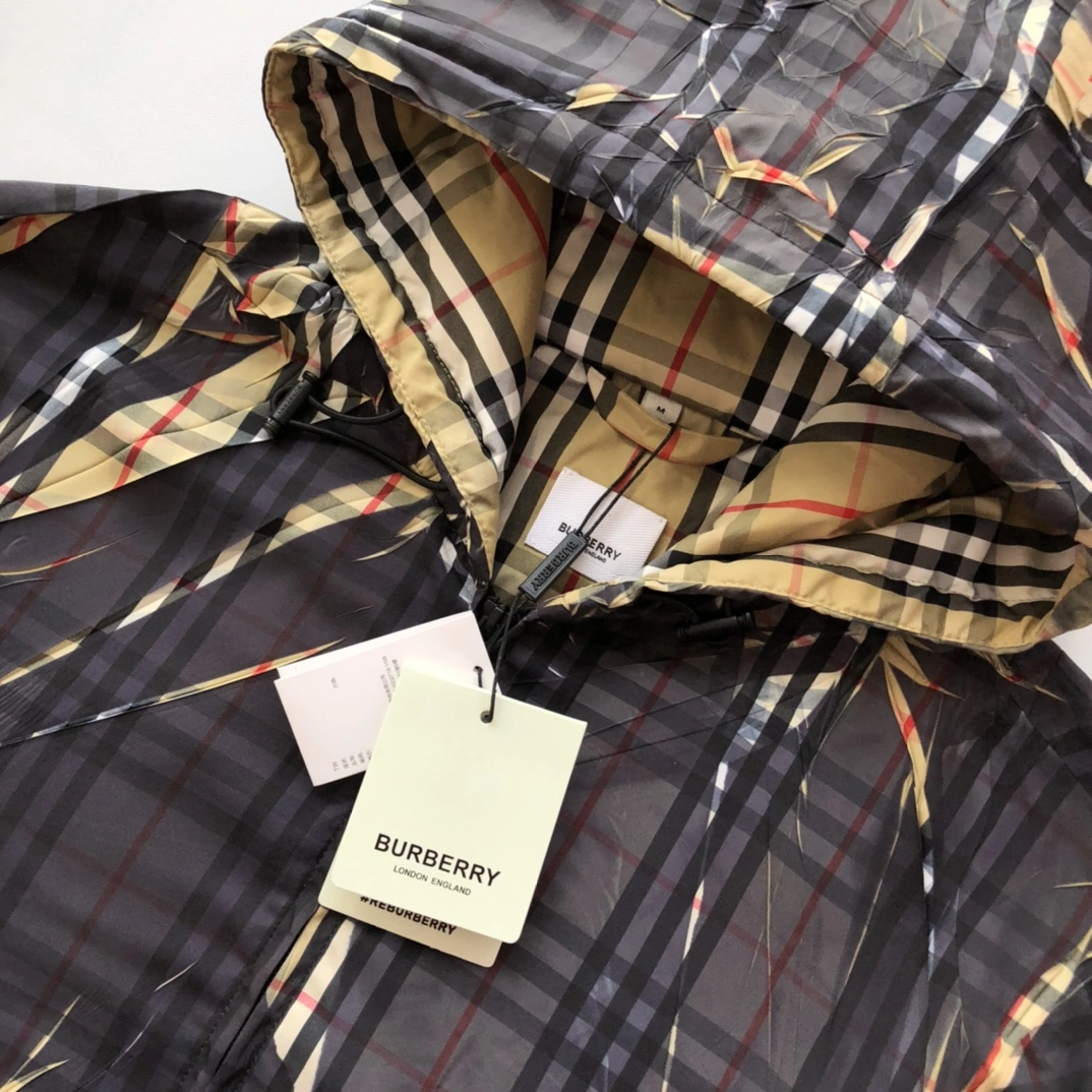 B*URBERRY Down coat Top Quality D17 20240821- Durable 13770