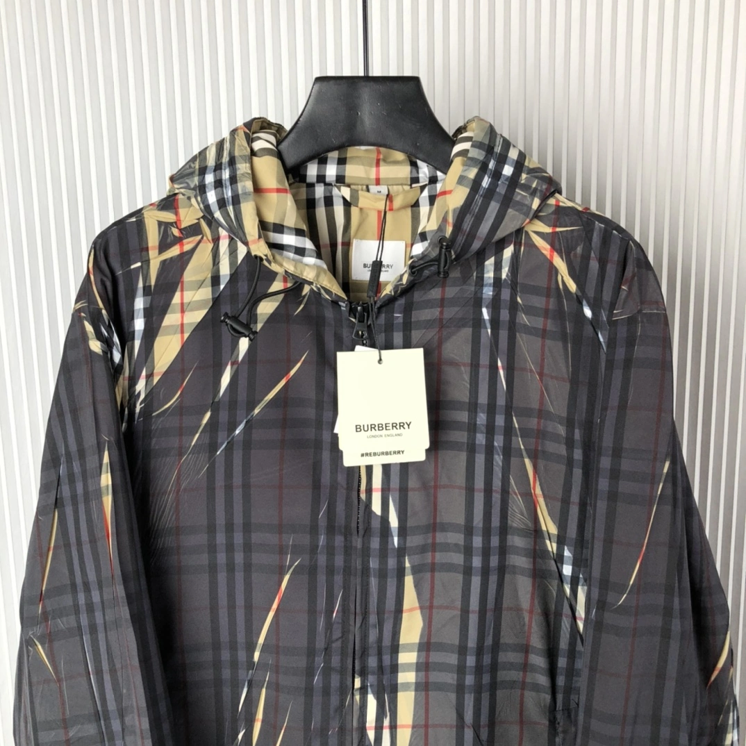 B*URBERRY Down coat Top Quality D17 20240821- Durable 13770