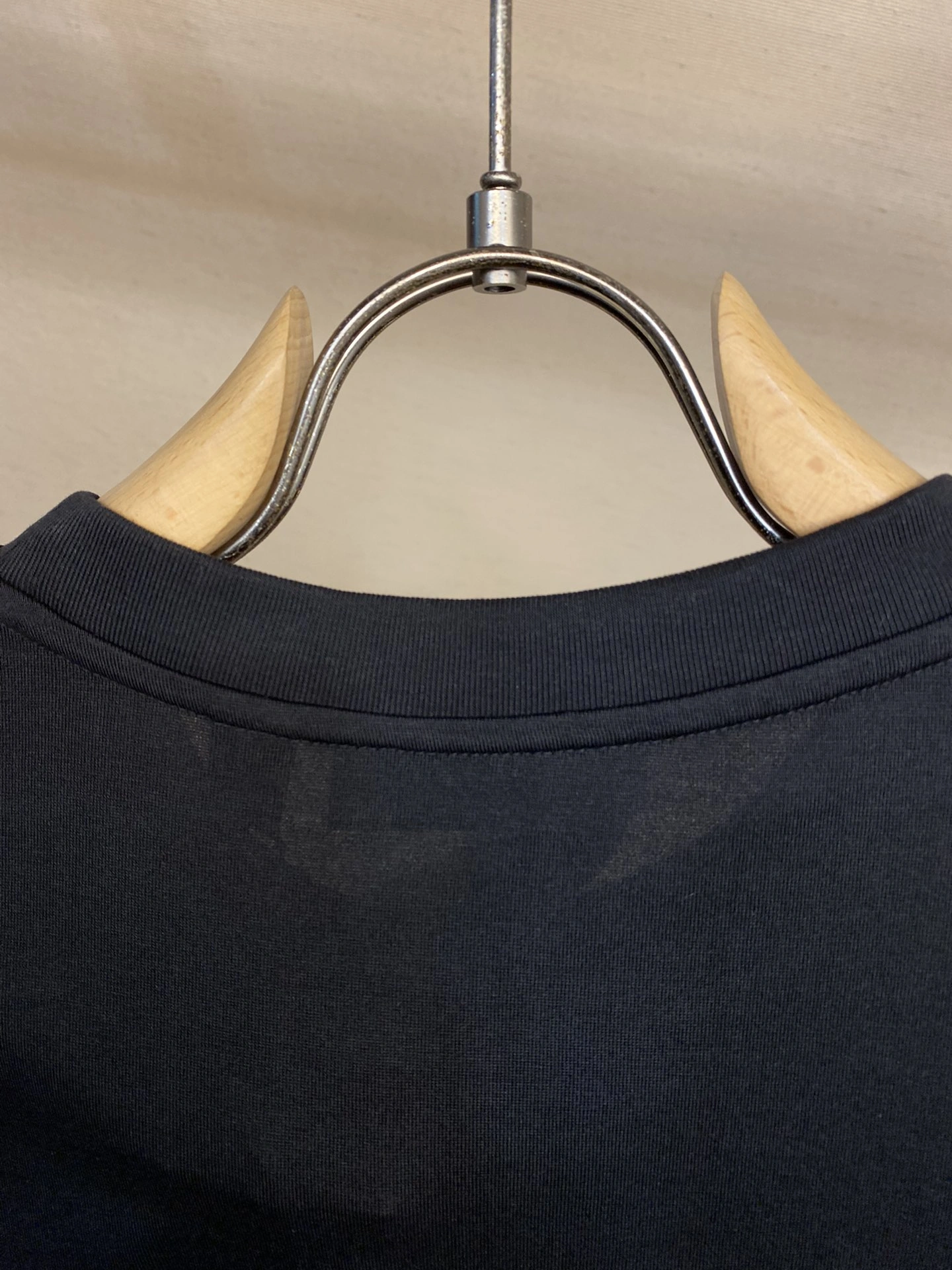 Elegant B*URBERRY T-shirt Top Quality D17 20240229- 14005