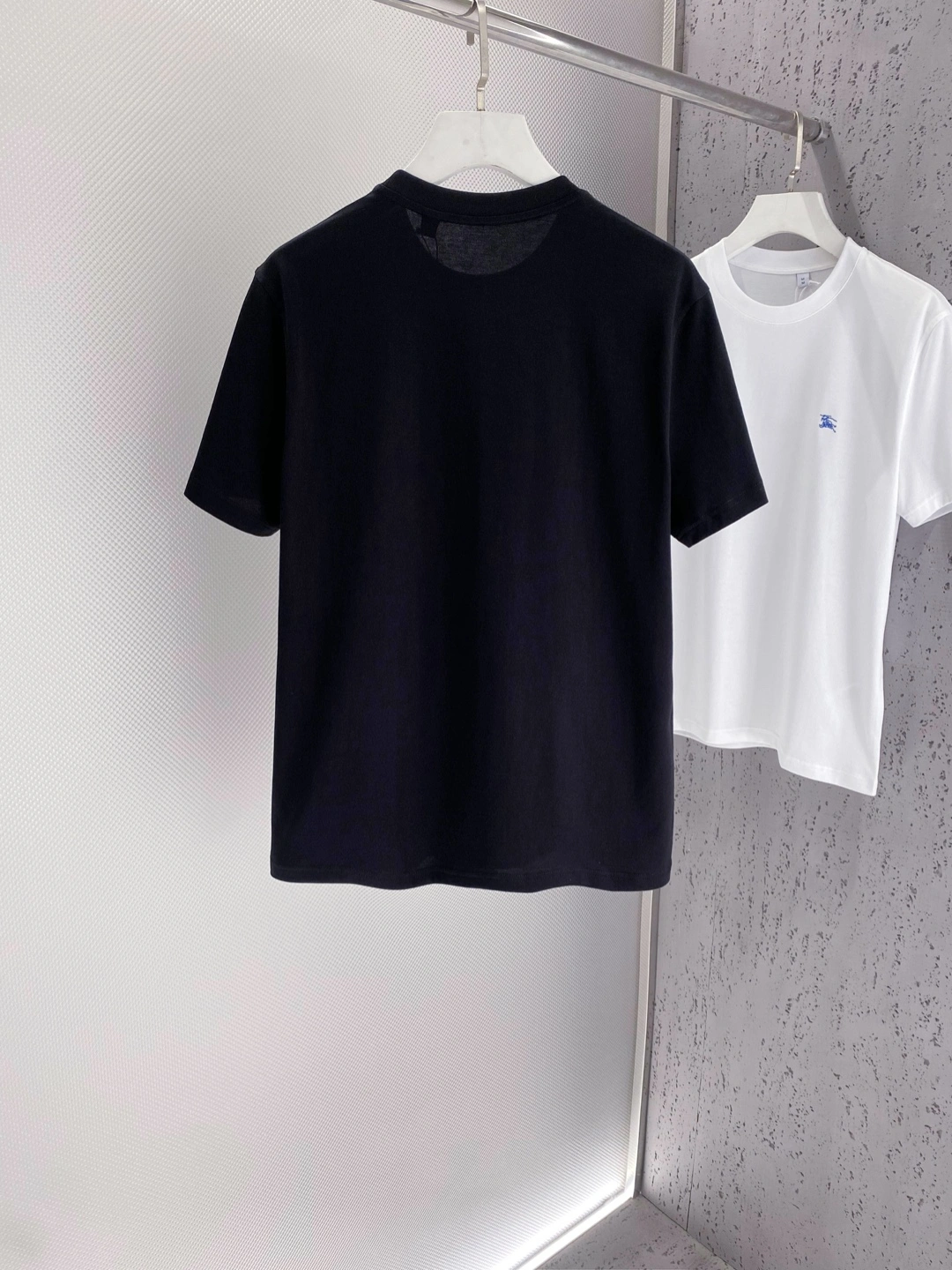 Trendy B*URBERRY T-shirt Top Quality D17 20240427- 13899