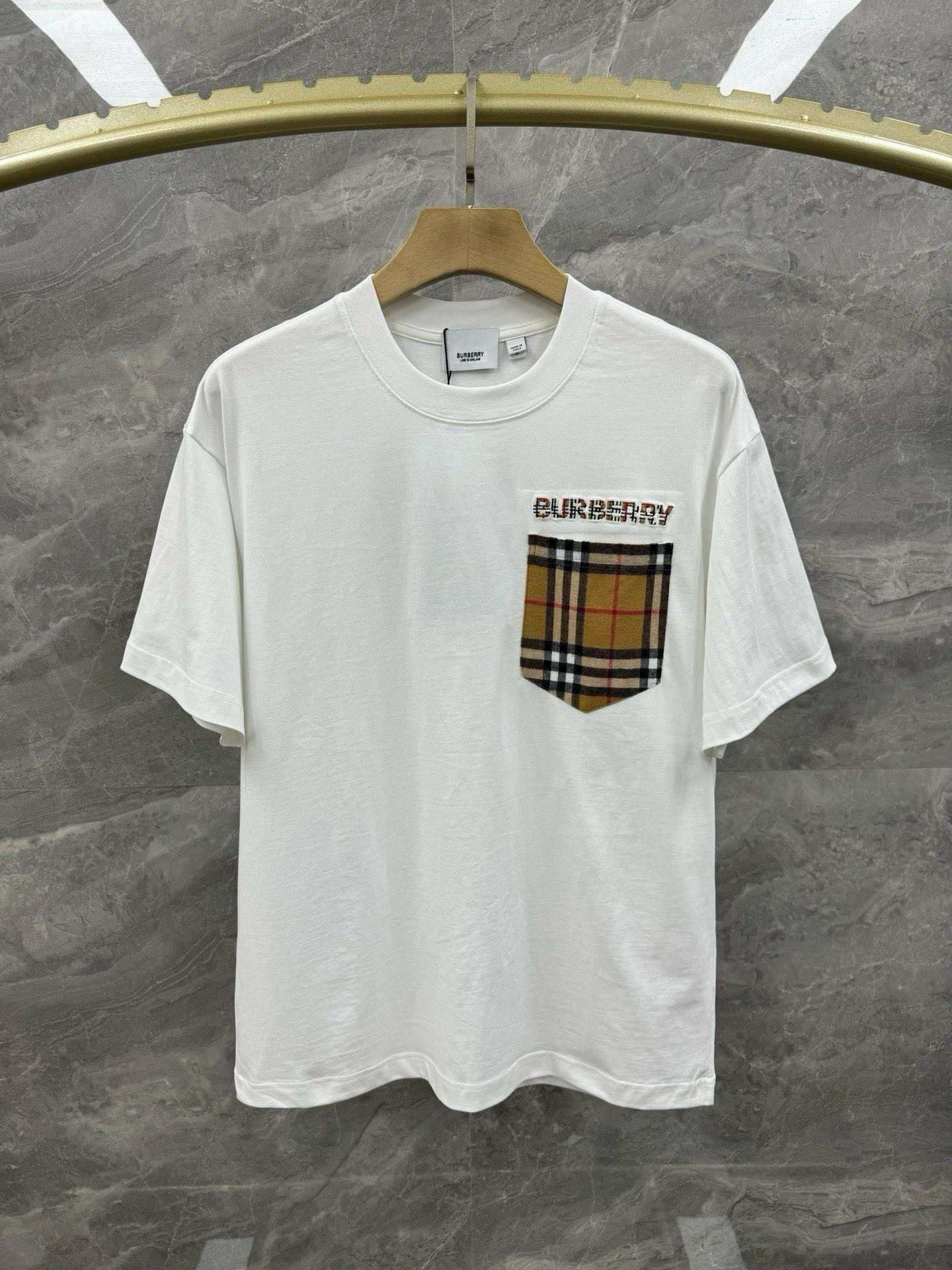 Elegant B*URBERRY T-shirt Top Quality D17 20240508- 13863