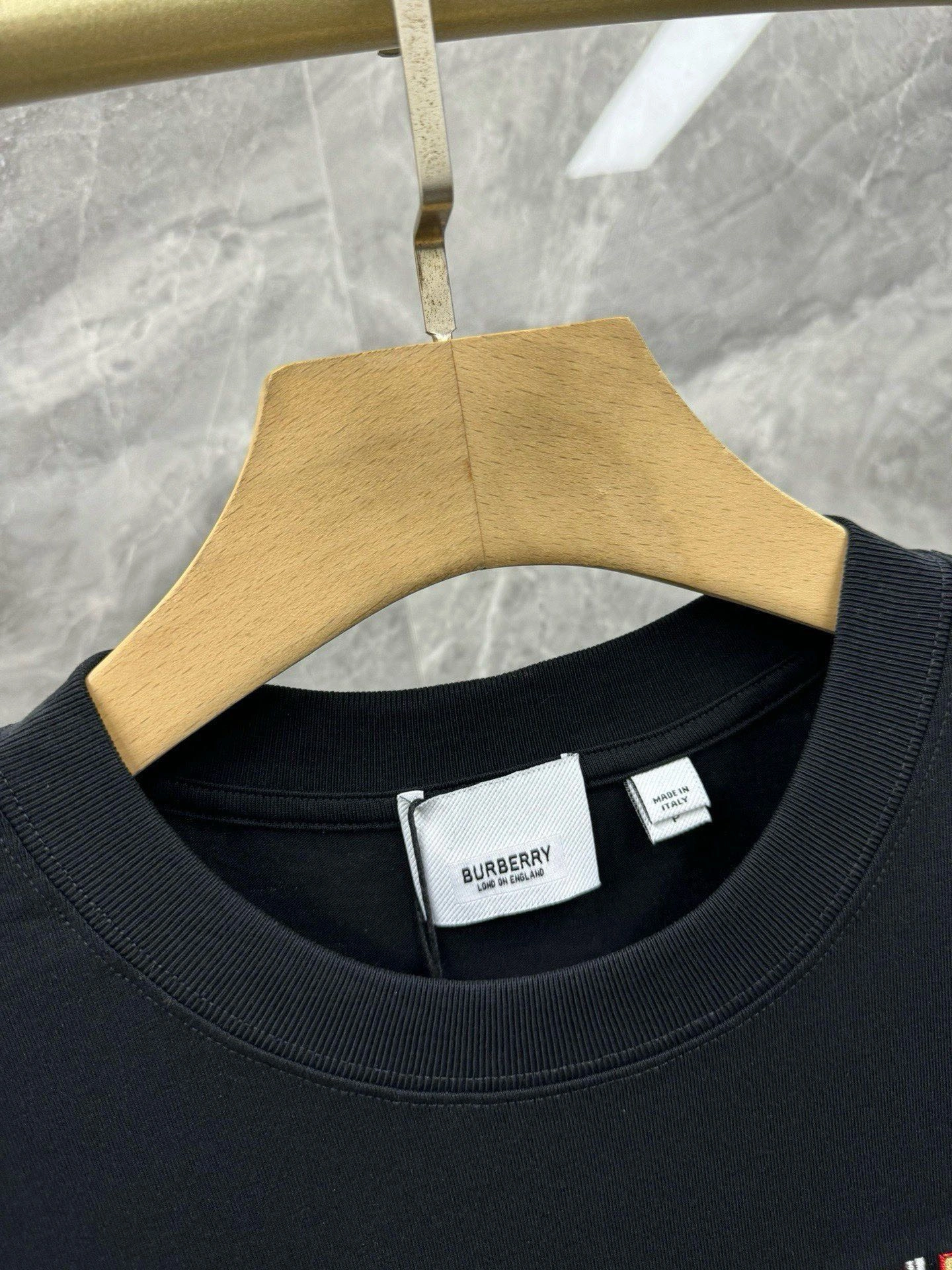 Elegant B*URBERRY T-shirt Top Quality D17 20240508- 13863