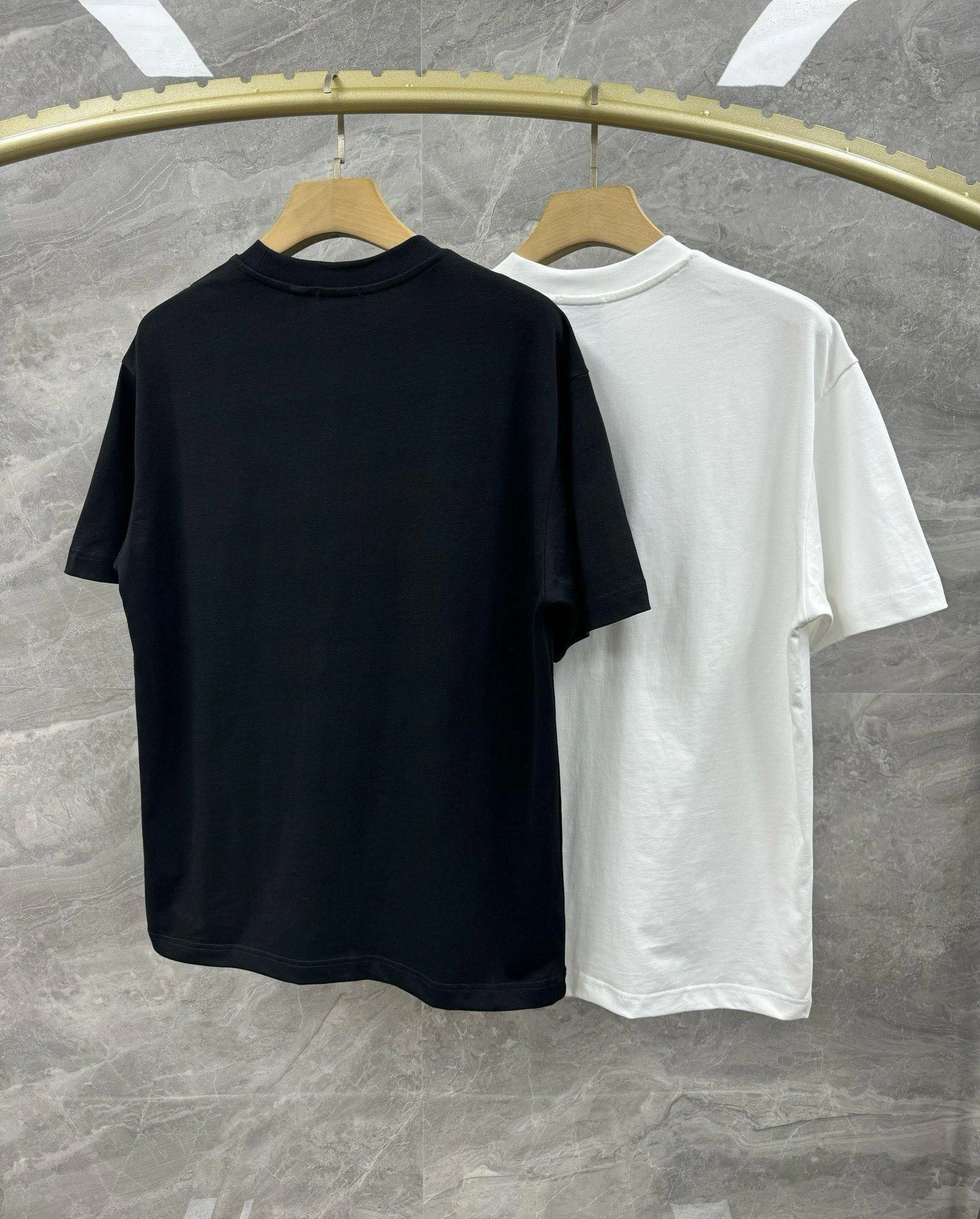 Elegant B*URBERRY T-shirt Top Quality D17 20240508- 13863