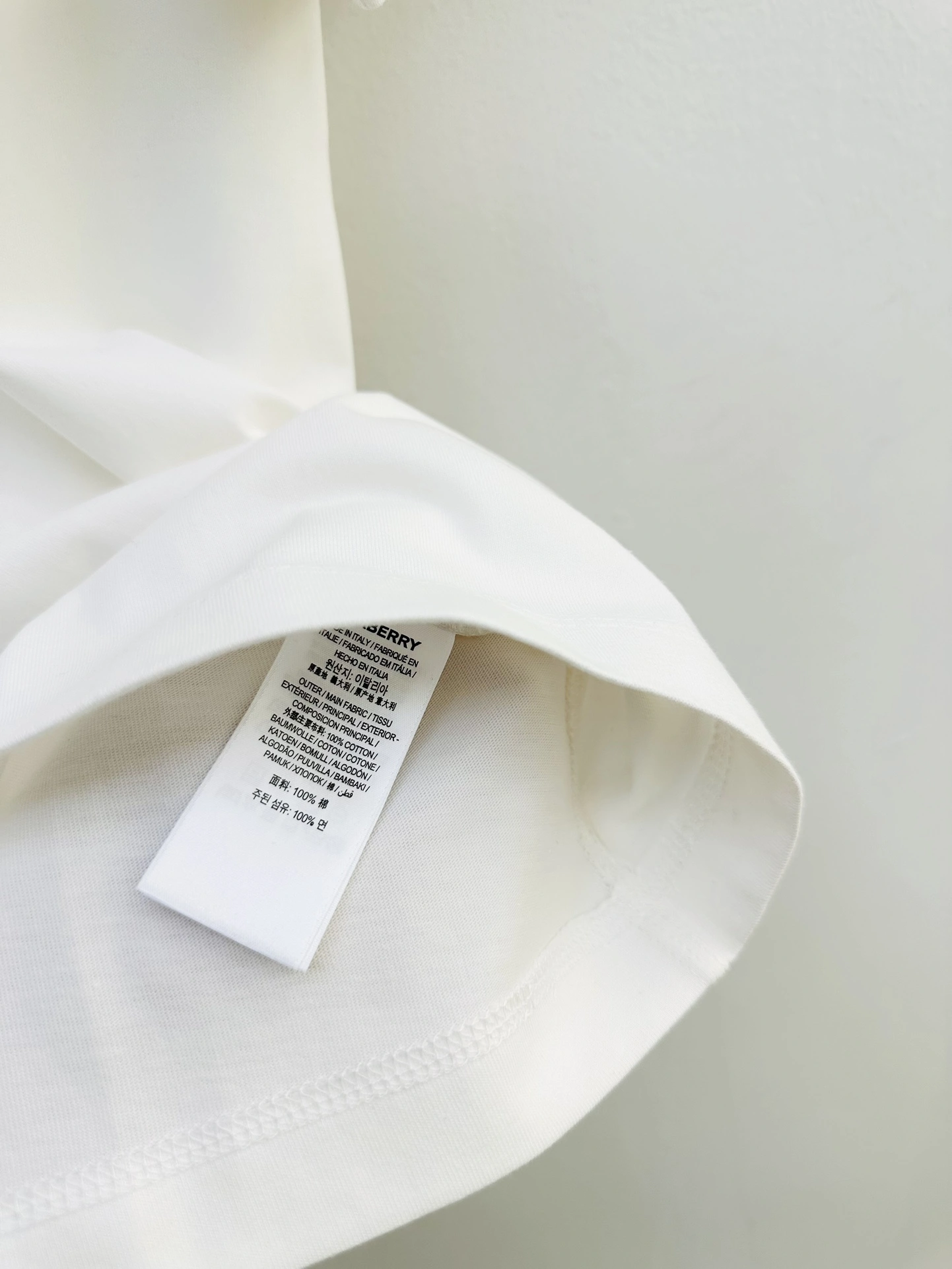 B*URBERRY T-shirt Top Quality D17 20240518- TechFriendly 13834