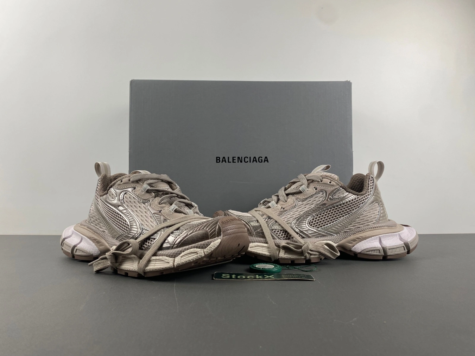 B*alenciaga 3XL AM 20241101- Contemporary 4243