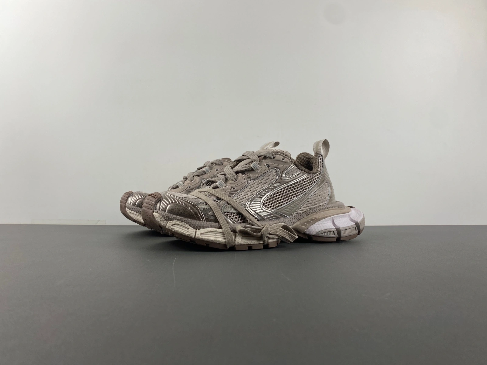 B*alenciaga 3XL AM 20241101- Contemporary 4243
