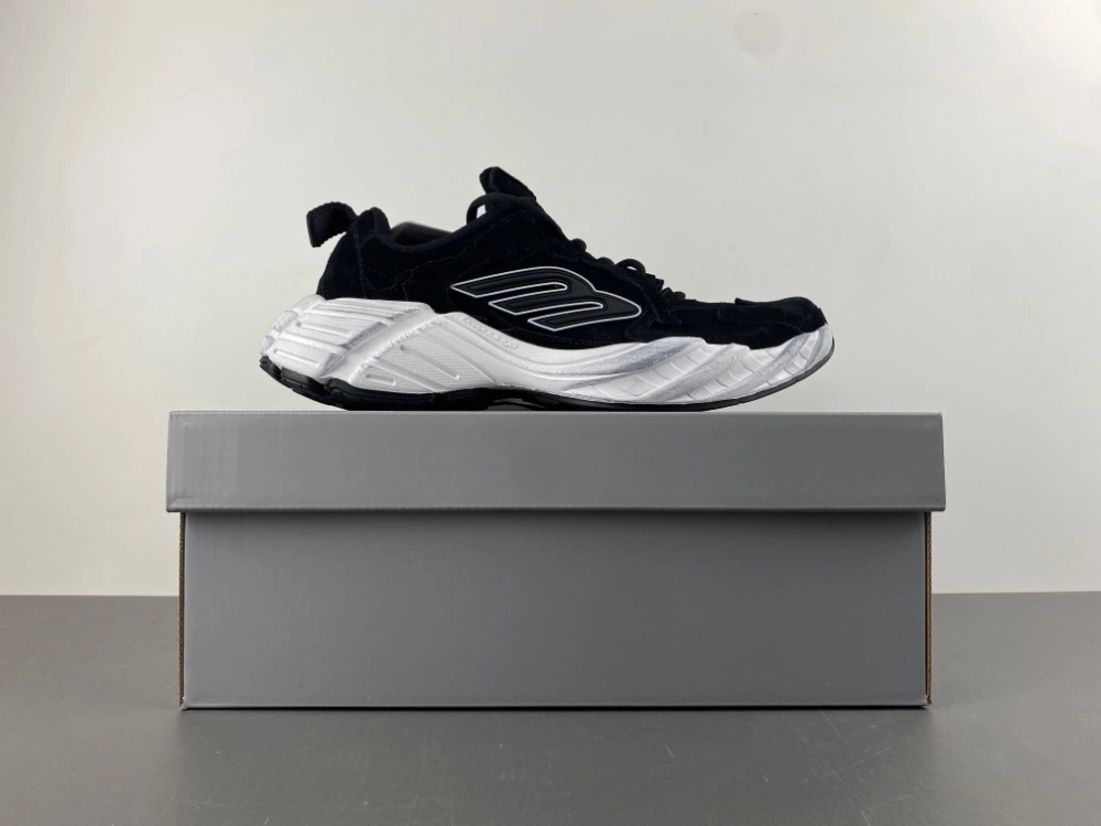 B*alenciaga 3XL AM 20250725- Effortless 4185