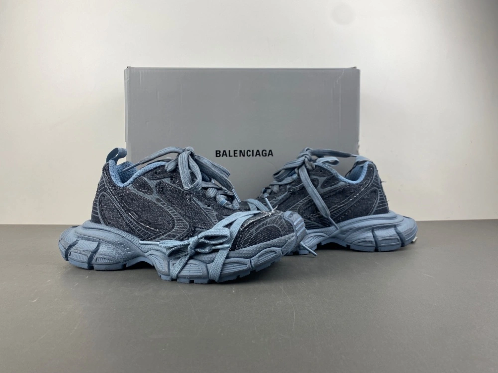 B*alenciaga 3XL AM 20260116- OnTrend 4174