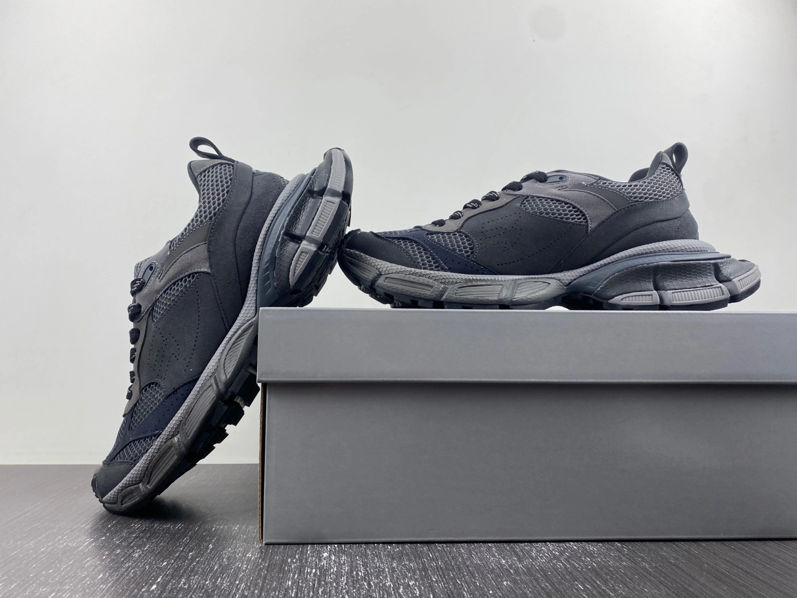 B*alenciaga 3XL Sneaker AM20240116- Upgraded 4359