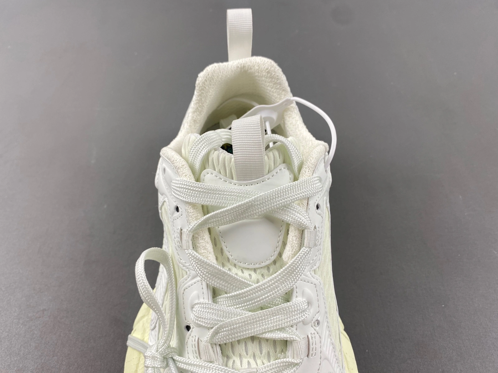 Snug B*alenciaga 3XL Sneaker AM20240508- 4332