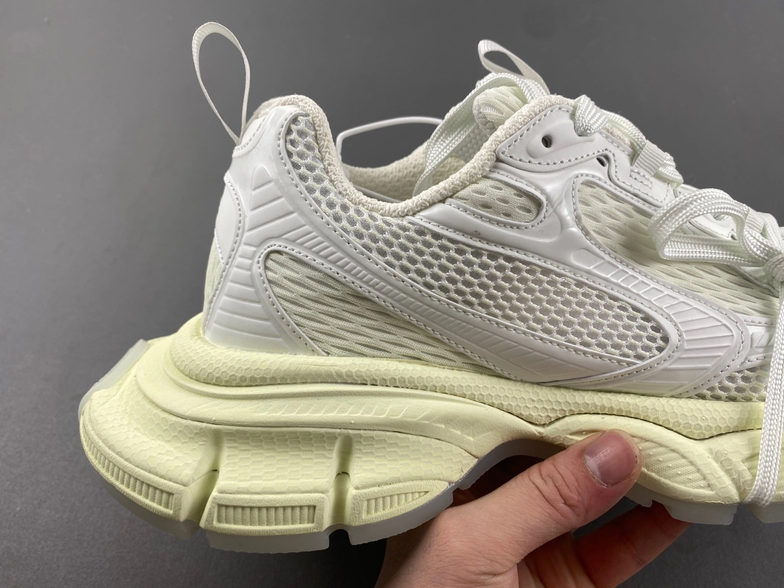 Snug B*alenciaga 3XL Sneaker AM20240508- 4332