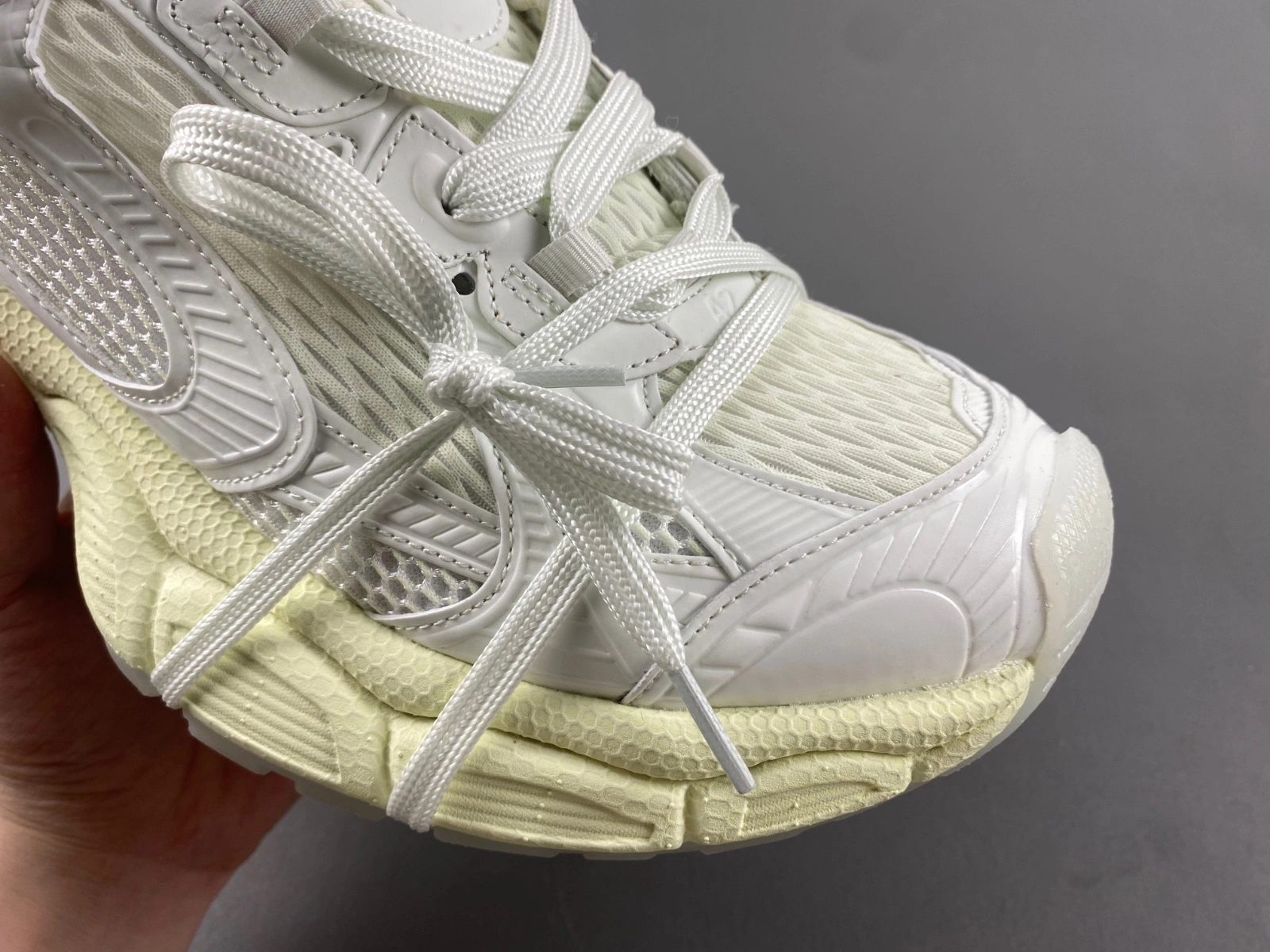 Snug B*alenciaga 3XL Sneaker AM20240508- 4332