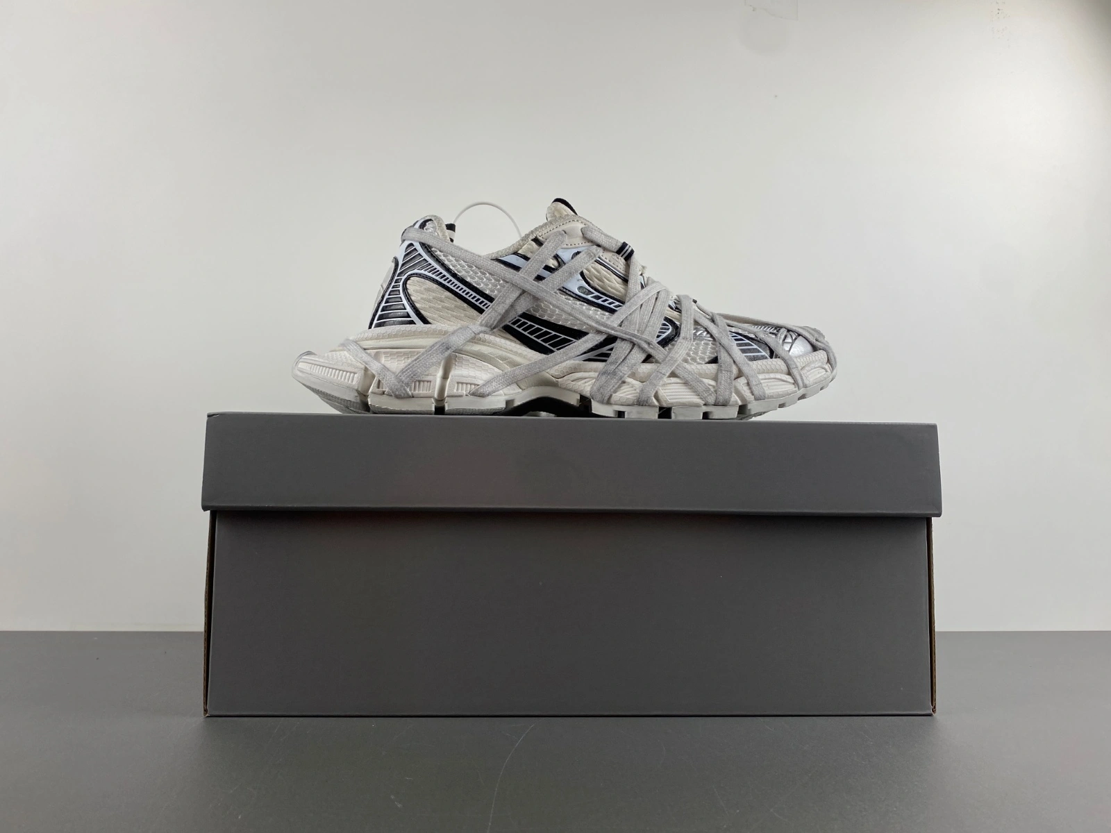 B*alenciaga 3XL Sneaker AM20240611- ModernLook 4303
