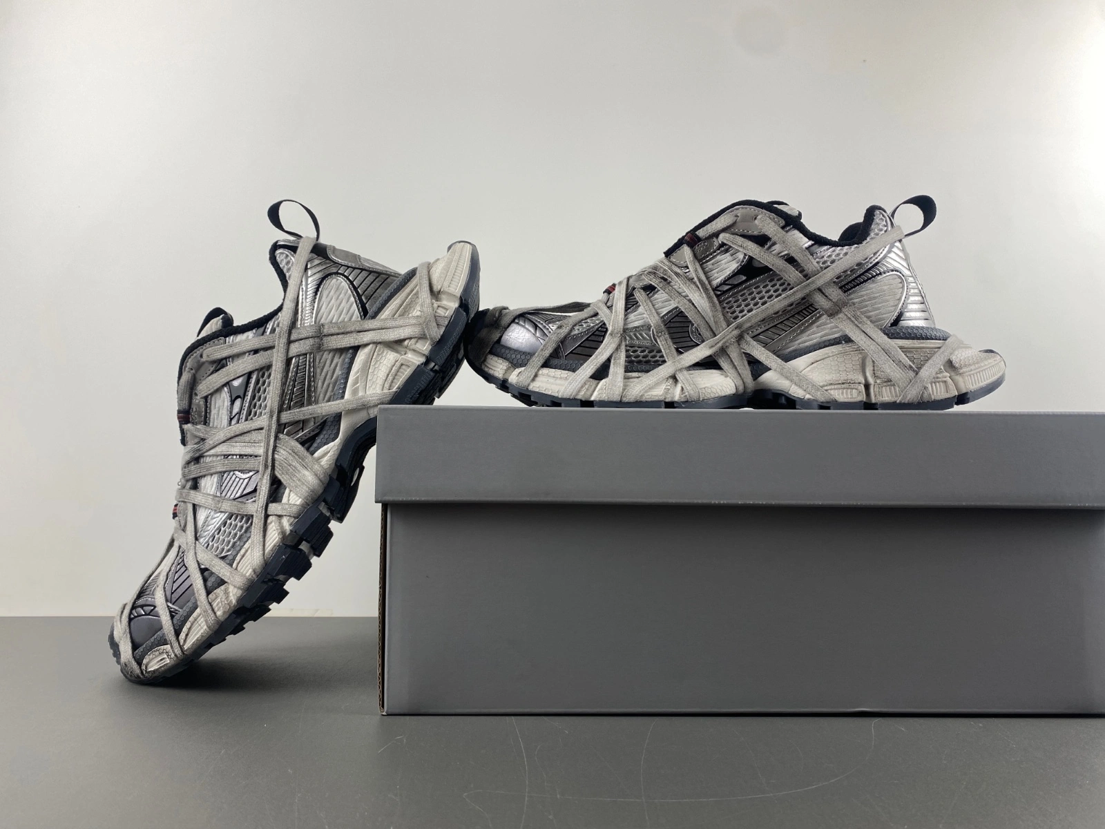 Snug B*alenciaga 3XL Sneaker AM20240613- 4295
