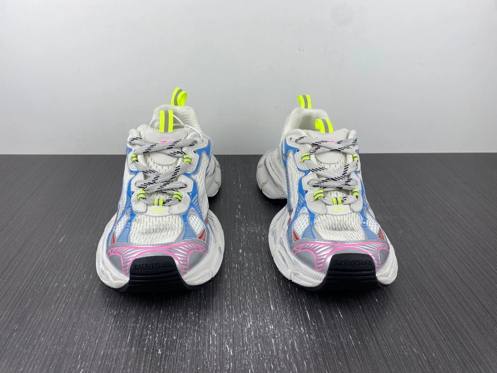 Sophisticated B*alenciaga 3XL Sneaker AM 4505