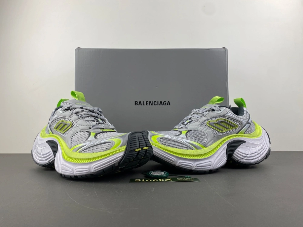 B*alenciaga 6XL AM 20260115- TechFriendly 4178