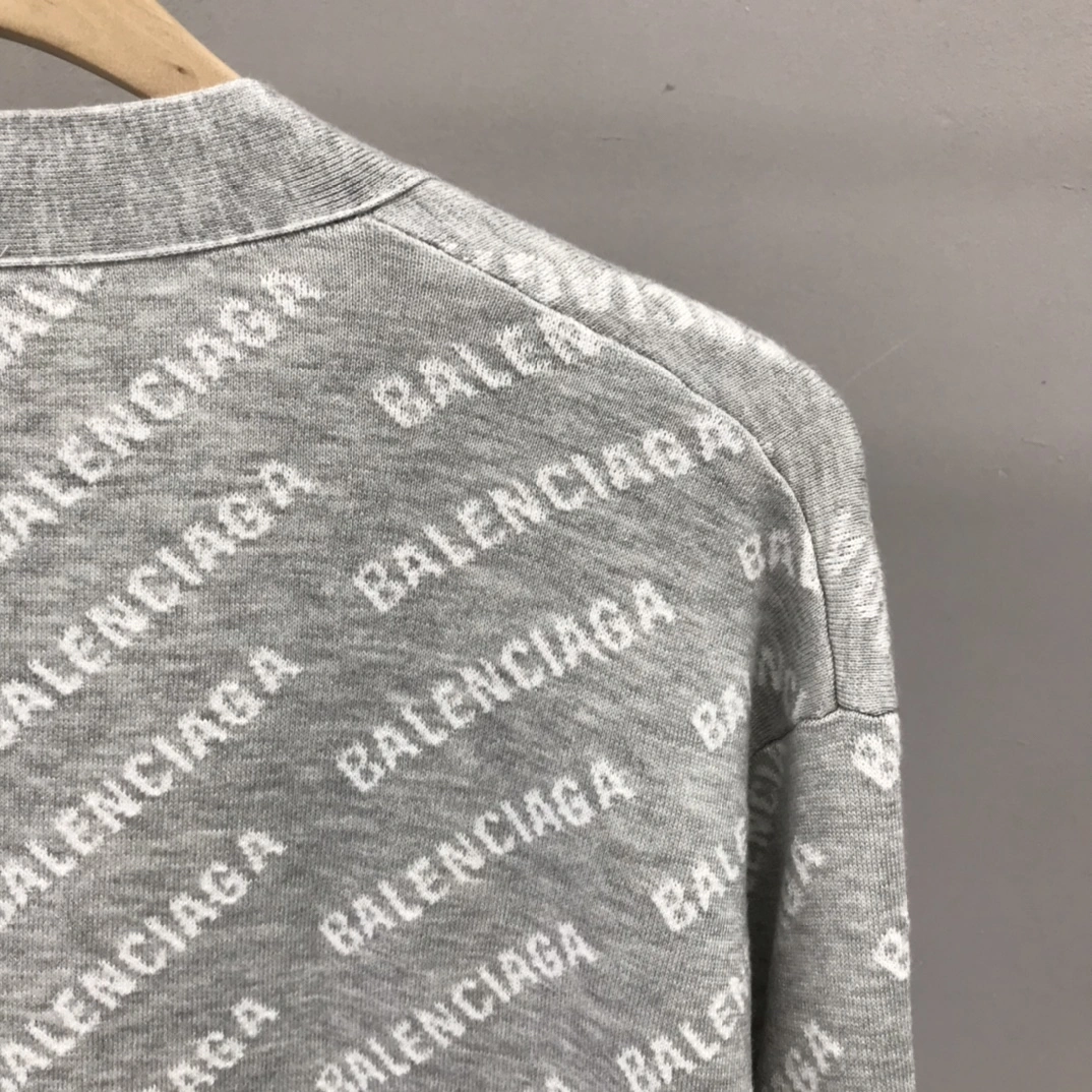 WellDesigned B*alenciaga Cardigan Top Quality DSX 20231009- 10646