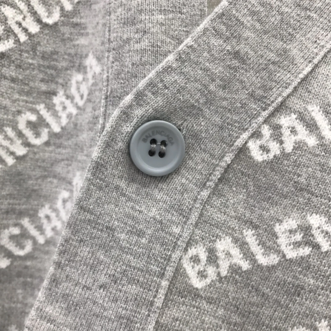 WellDesigned B*alenciaga Cardigan Top Quality DSX 20231009- 10646