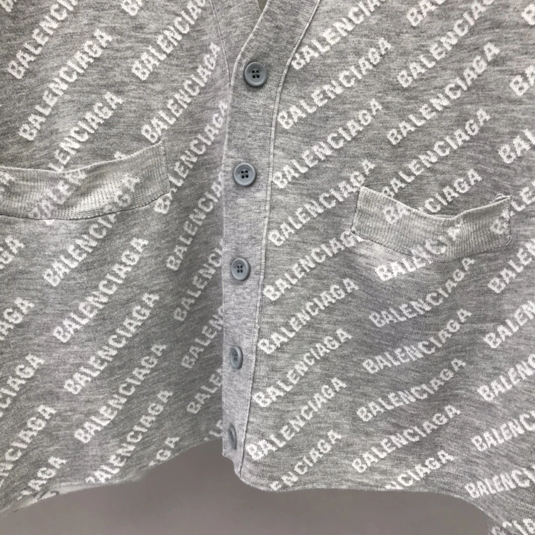 WellDesigned B*alenciaga Cardigan Top Quality DSX 20231009- 10646