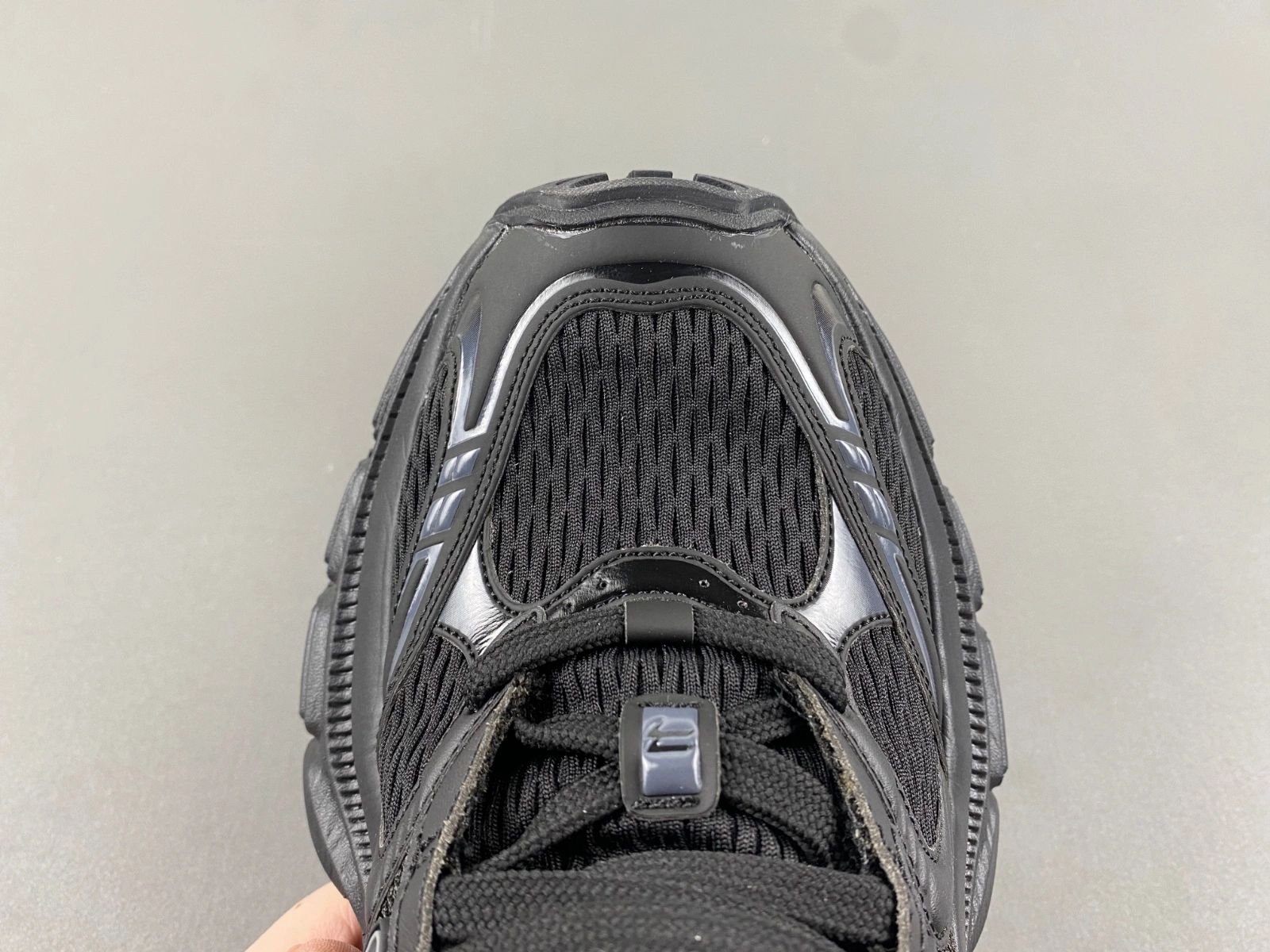 B*alenciaga Cargo AM 20240510- TravelReady 4330