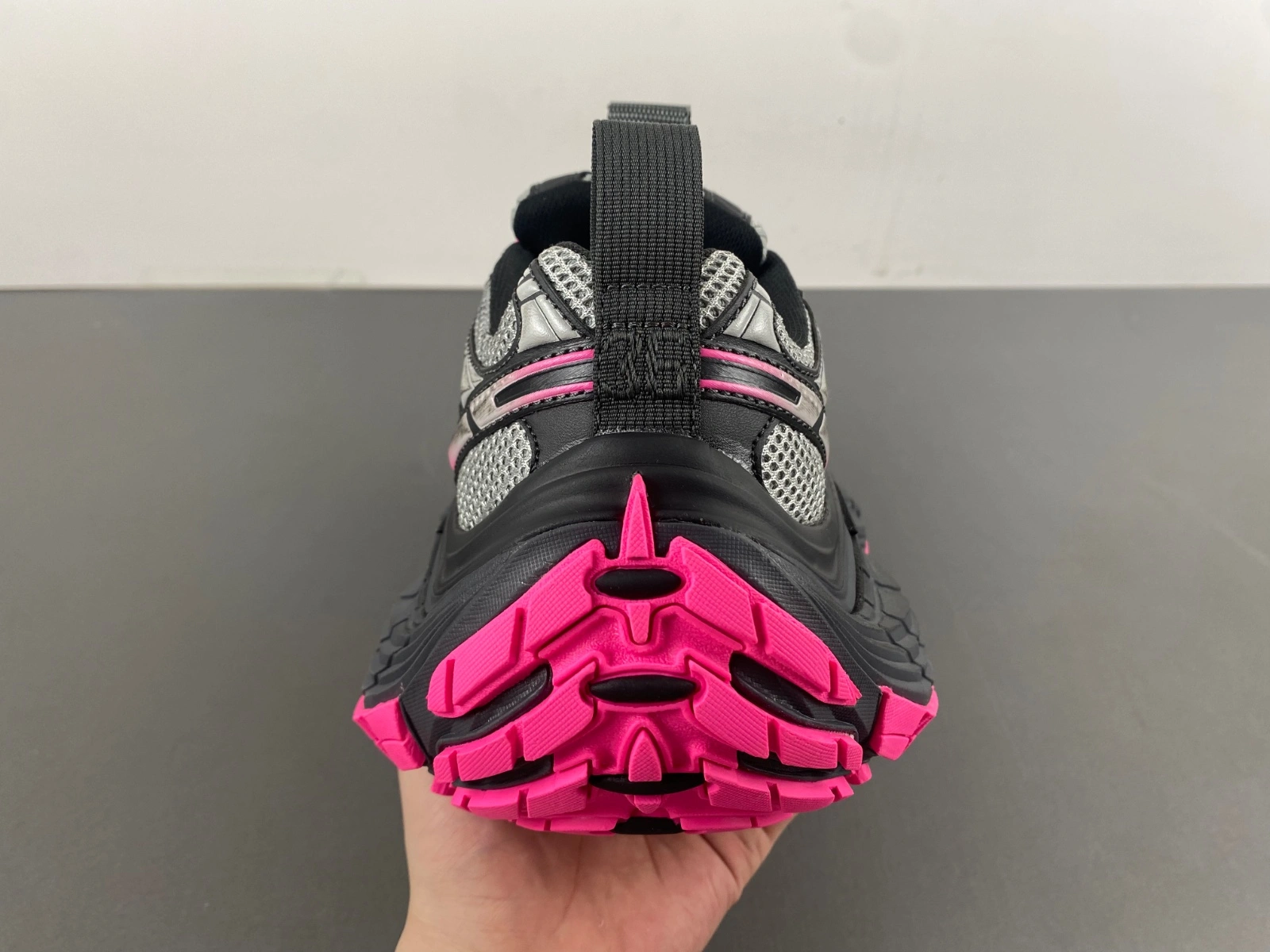 B*alenciaga Cargo AM 20241010- UrbanStyle 4265