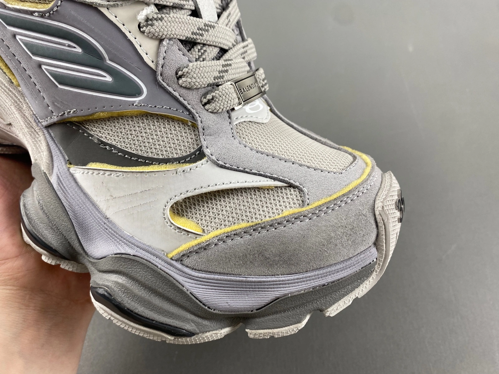 B*alenciaga Cargo AM 20241020- Snug 4244