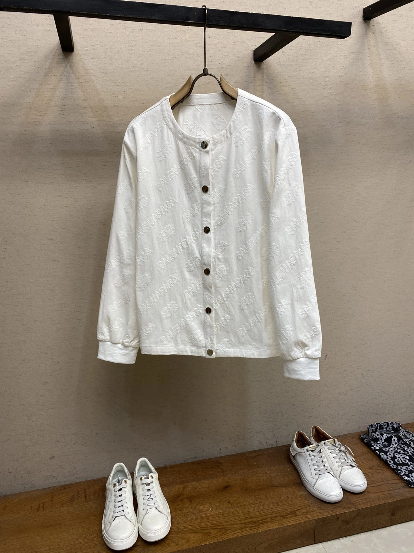 B*alenciaga Coat Top Quality D17 2024015- StreetReady 10530