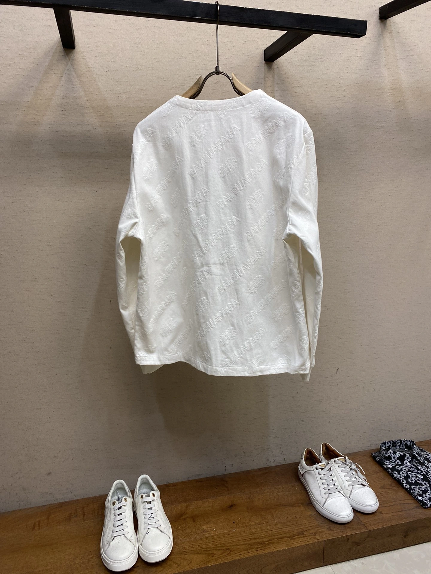 B*alenciaga Coat Top Quality D17 2024015- StreetReady 10530