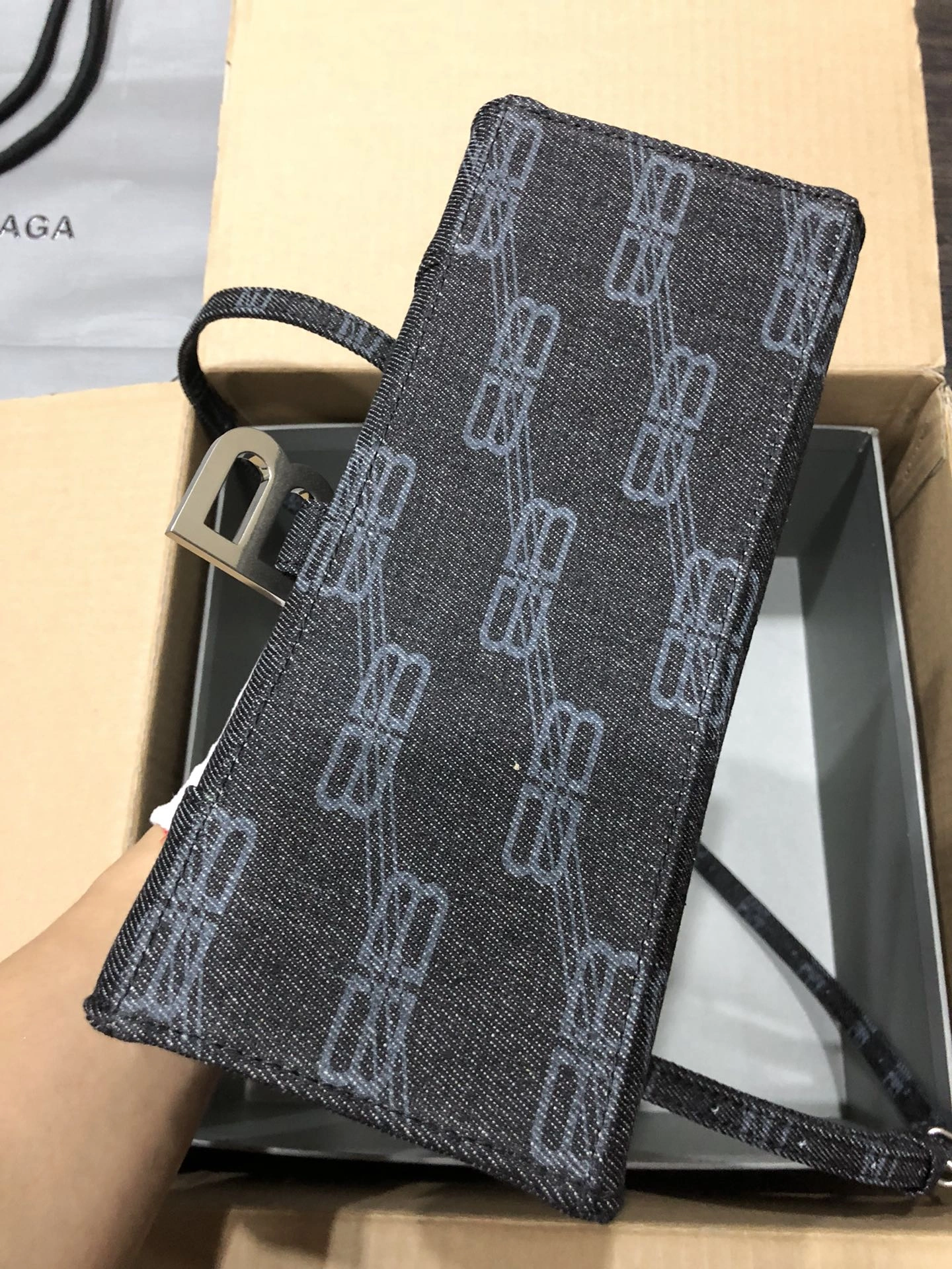 B*alenciaga Crossbody bag Top Quality HT 20231017-108 31*20* Breathable 9053
