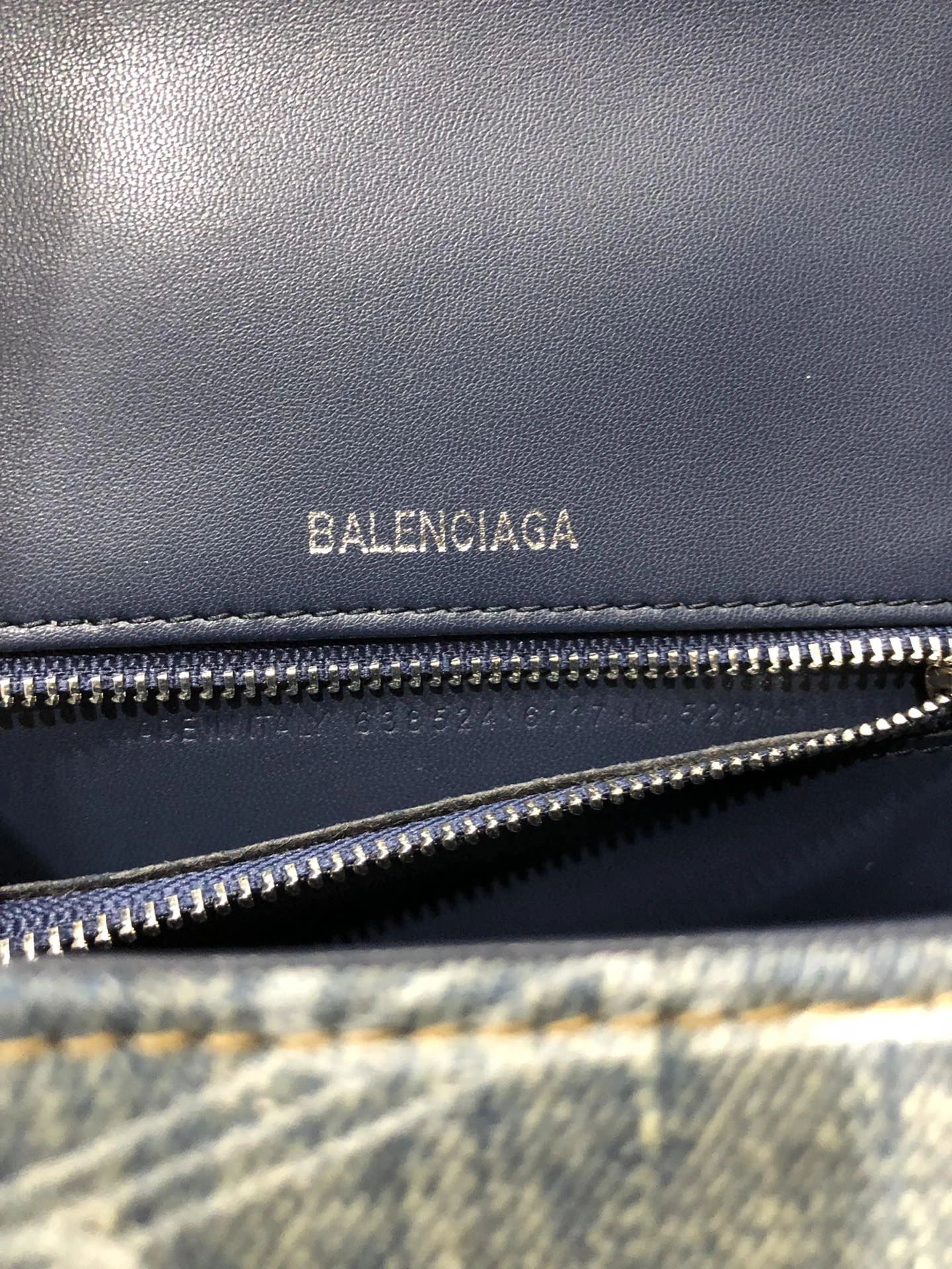 B*alenciaga Crossbody bag Top Quality HT 20231017-112 31*20* Cozy 9048